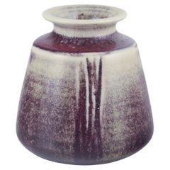John Andersson pour Höganäs. Vase miniature en céramique. Années 1970/80