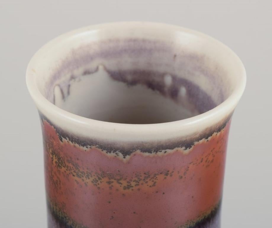 John Andersson  per Höganäs, Svezia. Vaso in ceramica unico nel suo genere. Ca 1960 In condizioni ottime in vendita a København, Copenhagen