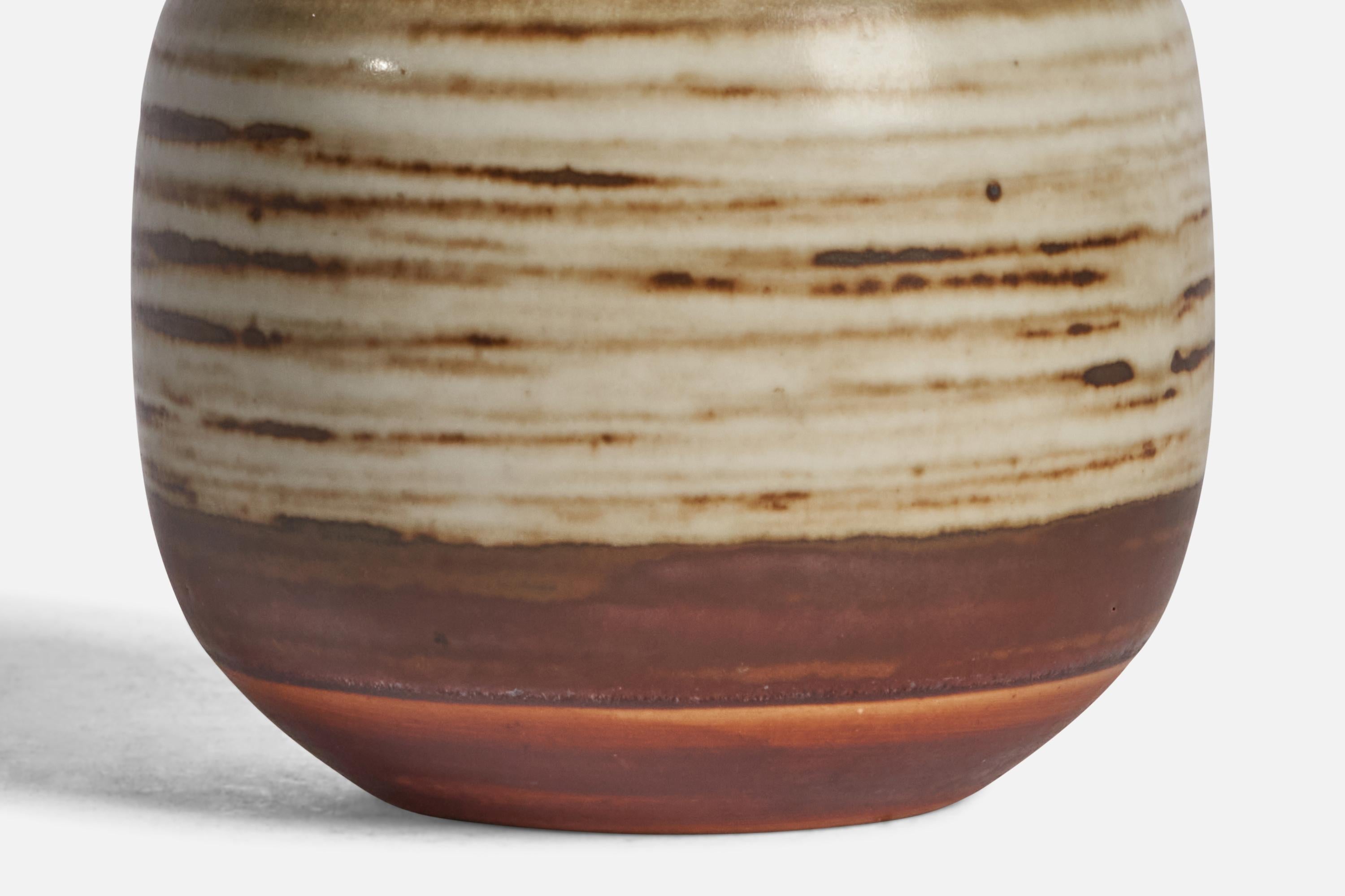 John Andersson, Vase, Glazed Stoneware, Sweden, 1960s In Good Condition For Sale In High Point, NC
