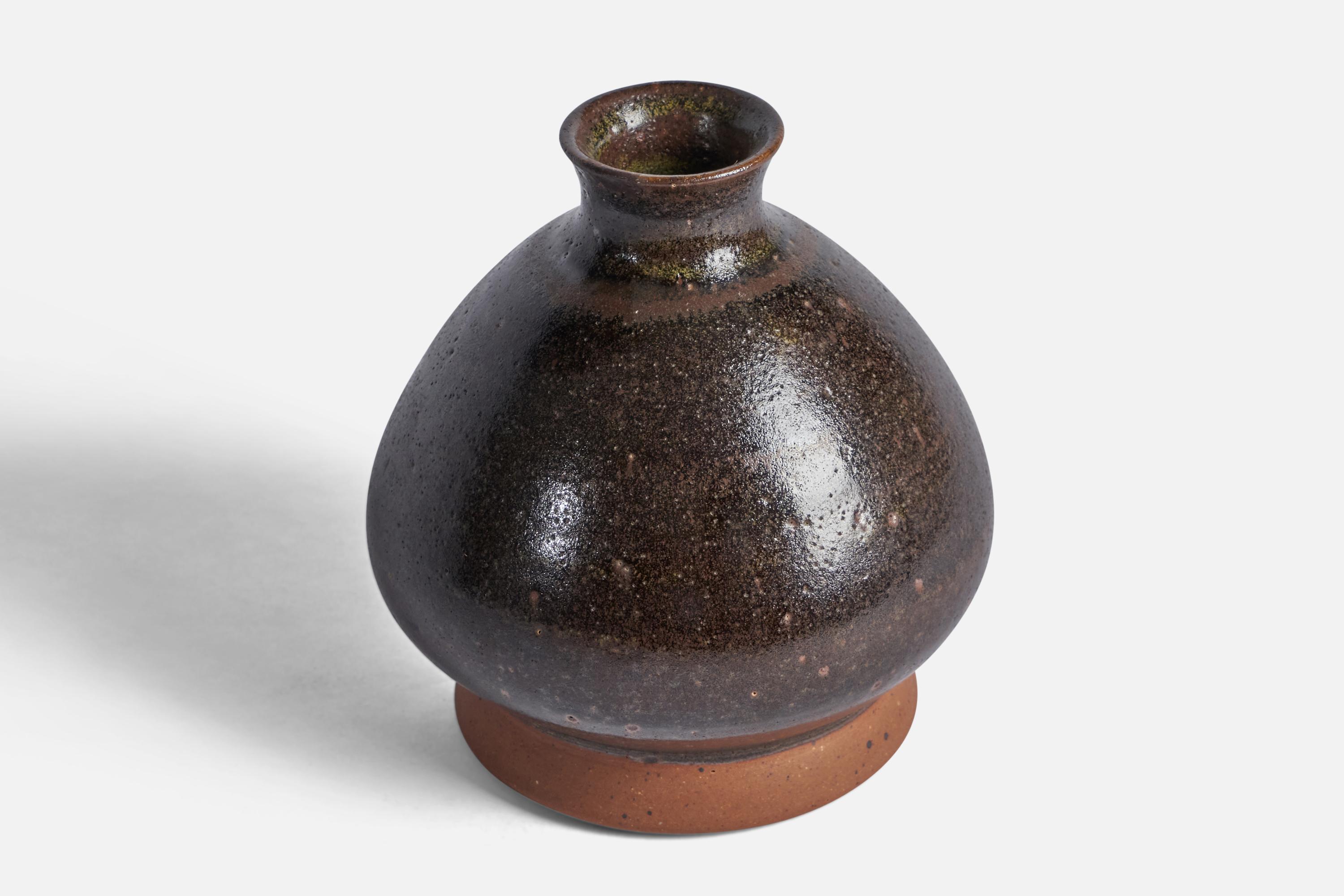 Mid-Century Modern John Andersson, Vase, Stoneware, Sweden, 1950s For Sale