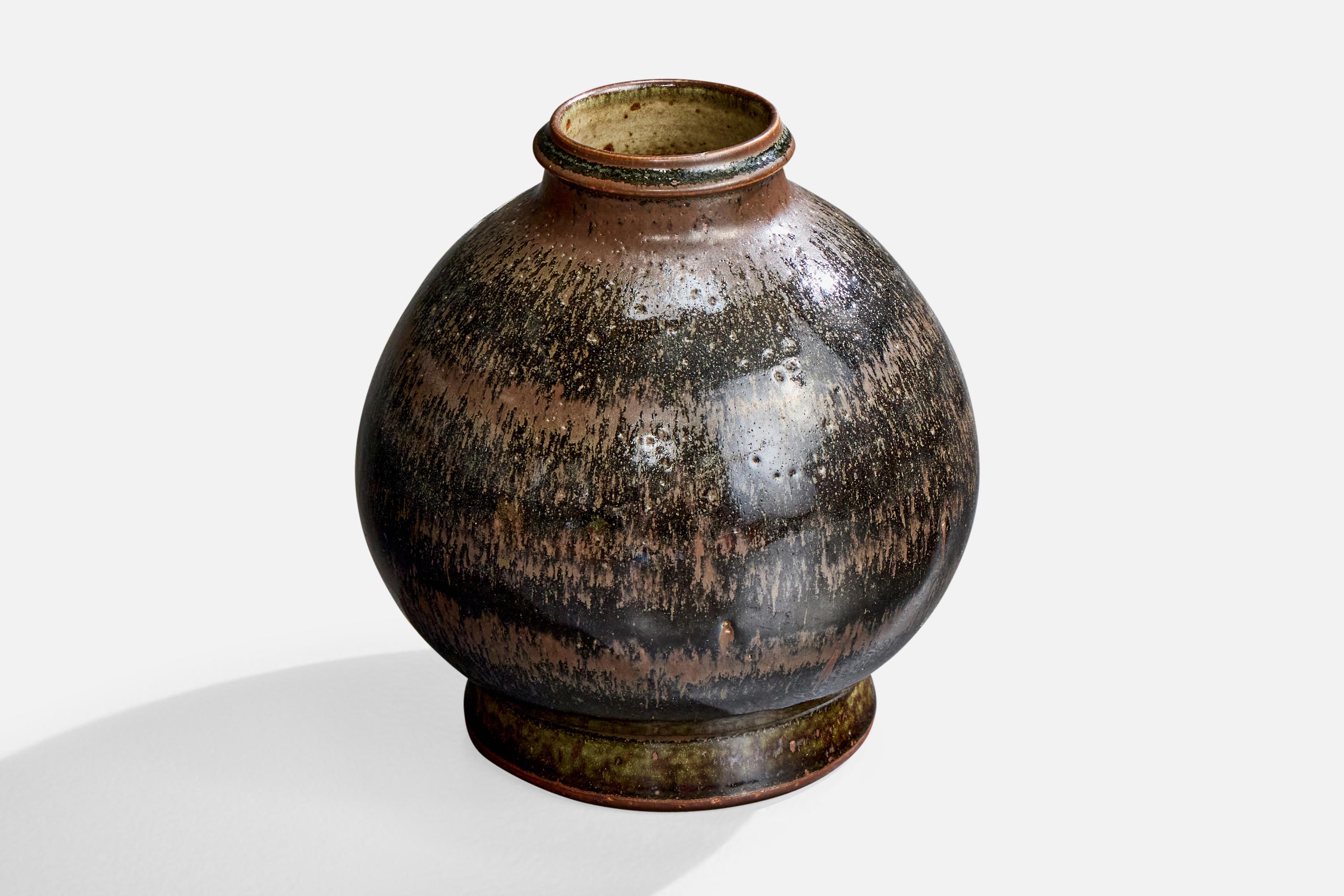 A brown and black-glazed stoneware vase designed and produced by John Andersson, Höganäs, Sweden, c. 1960s.

Overall Dimensions (inches): 8.0