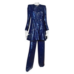 I John Anthony Couture Ensemble robe/top et pantalon taille haute structuré à paillettes bleu
