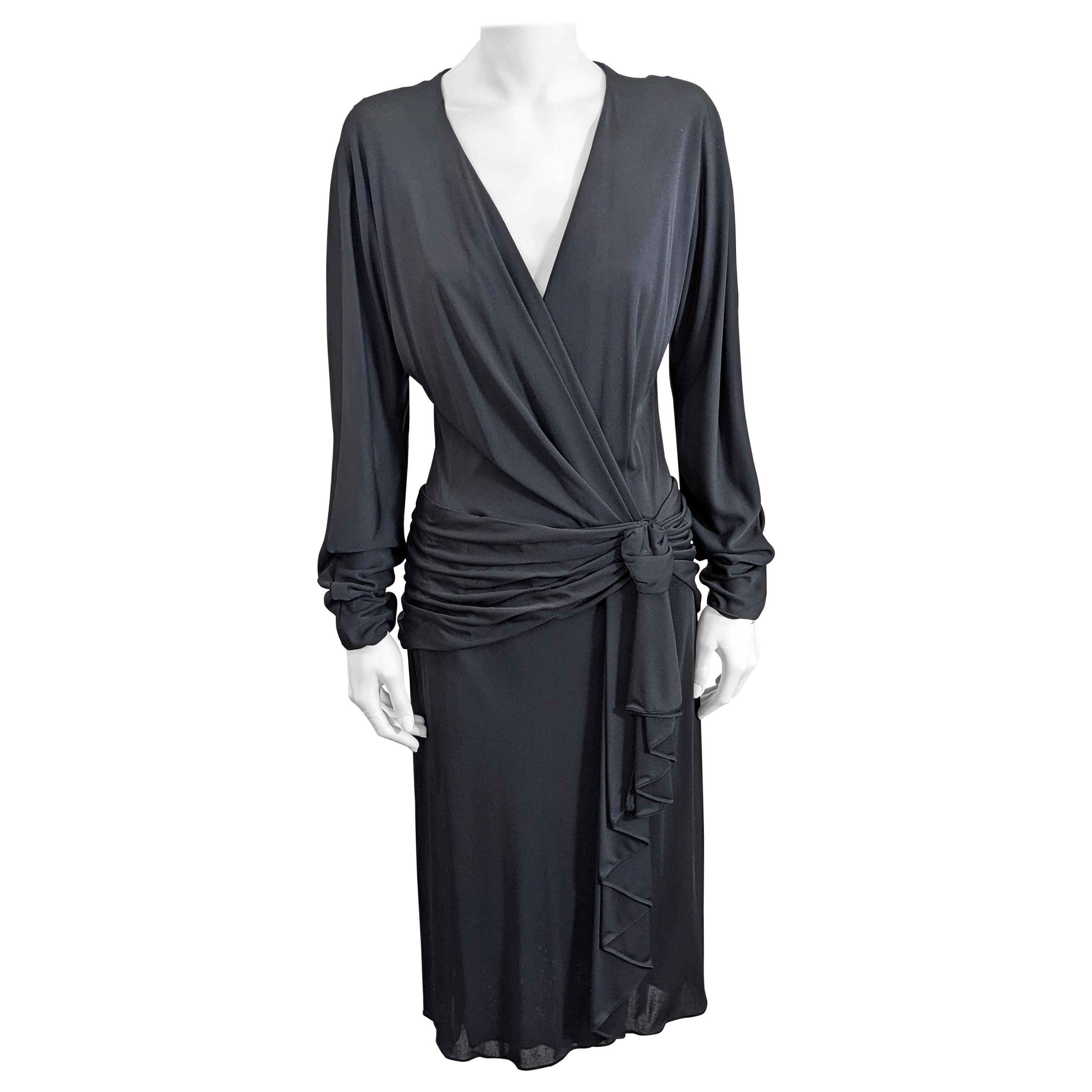 Sexy Mattes Jersey-Wickelkleid von John Anthony im Angebot