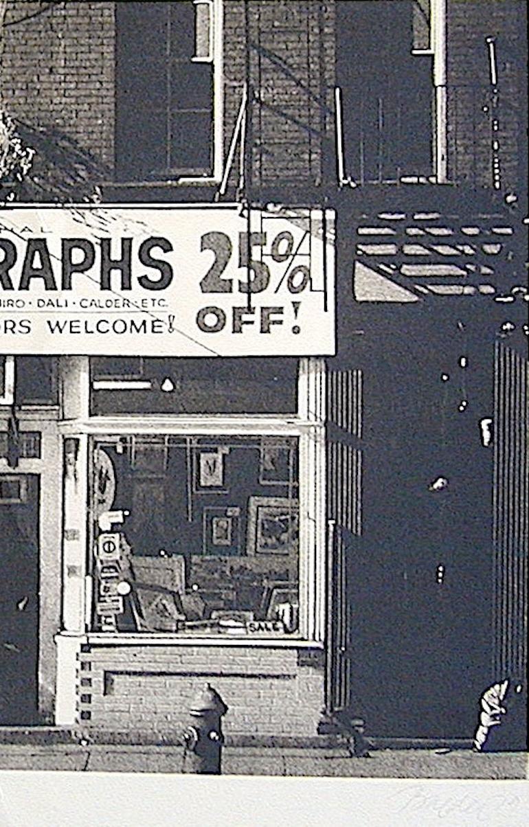 LITHOGRAPHS Greenwich Village NYC dell'artista fotorealista americano John Baeder è una mezzatinta in edizione limitata stampata con tecniche manuali su carta d'archivio color crema, 100% priva di acidi. LITHOGRAPHS Greenwich Village NYC è