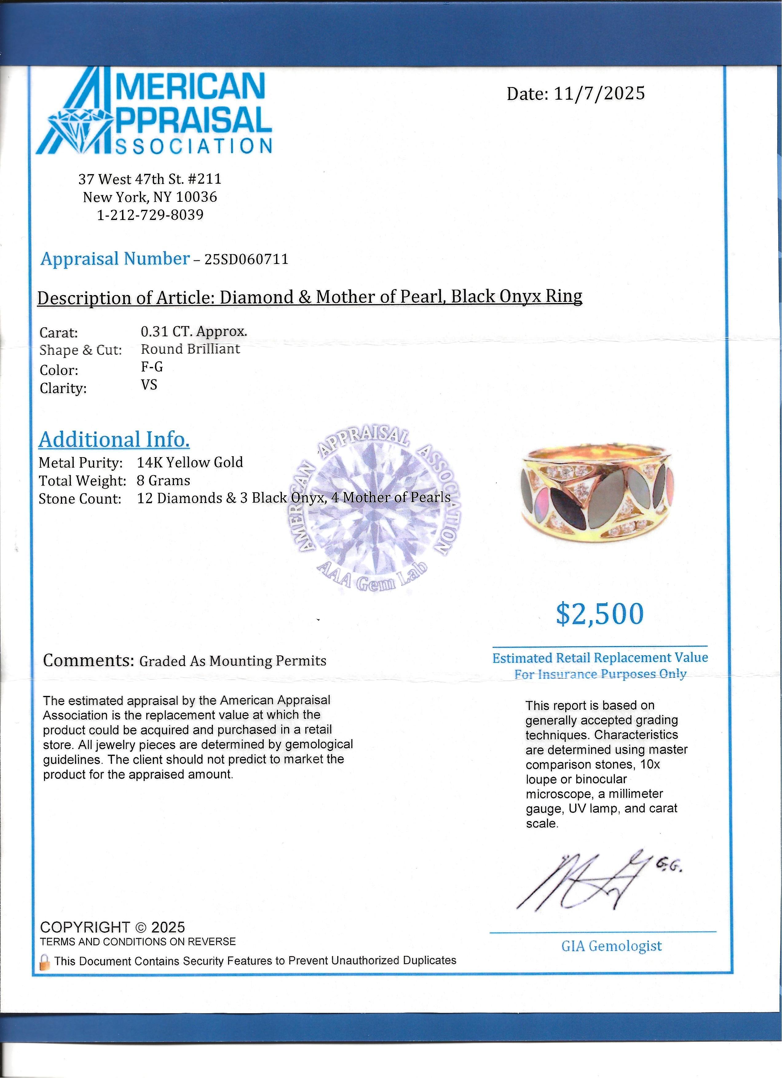 Anello a fascia con diamanti, onice e madreperla di John Bagley in oro giallo 14 carati in vendita 4