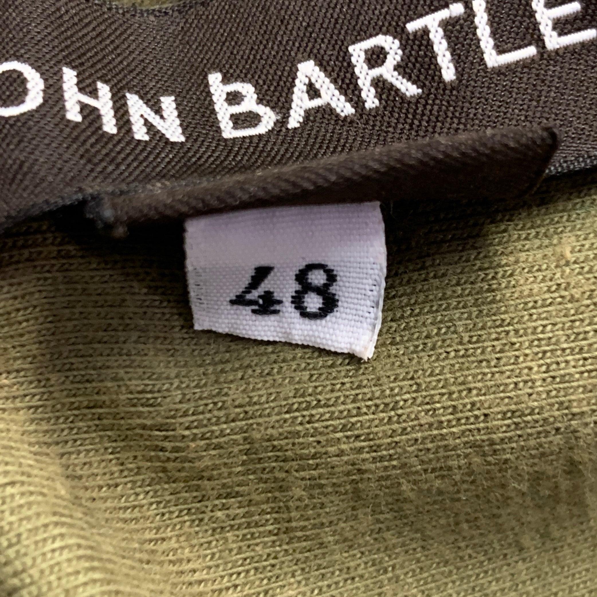 JOHN BARTLETT T-Shirt mit Rundhalsausschnitt, Größe 38, grün, oliv, Baumwolle im Angebot 7