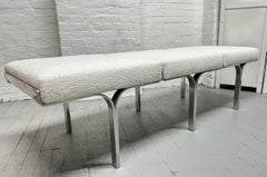 Panchina a 3 posti in Bouclé di John Behringer, metà del secolo scorso.