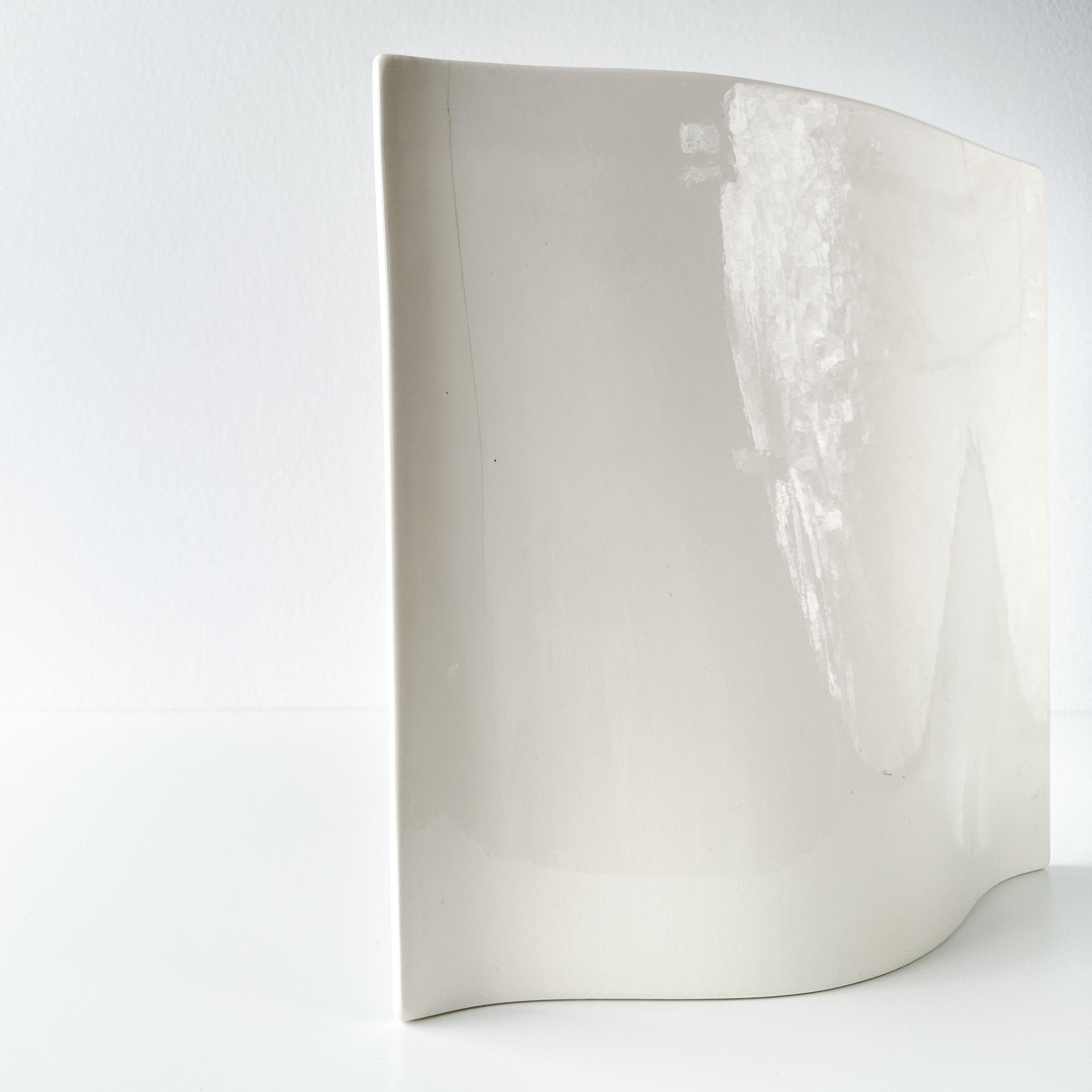 Vase postmoderne à glaçure marbrée John Bergen en vente 1