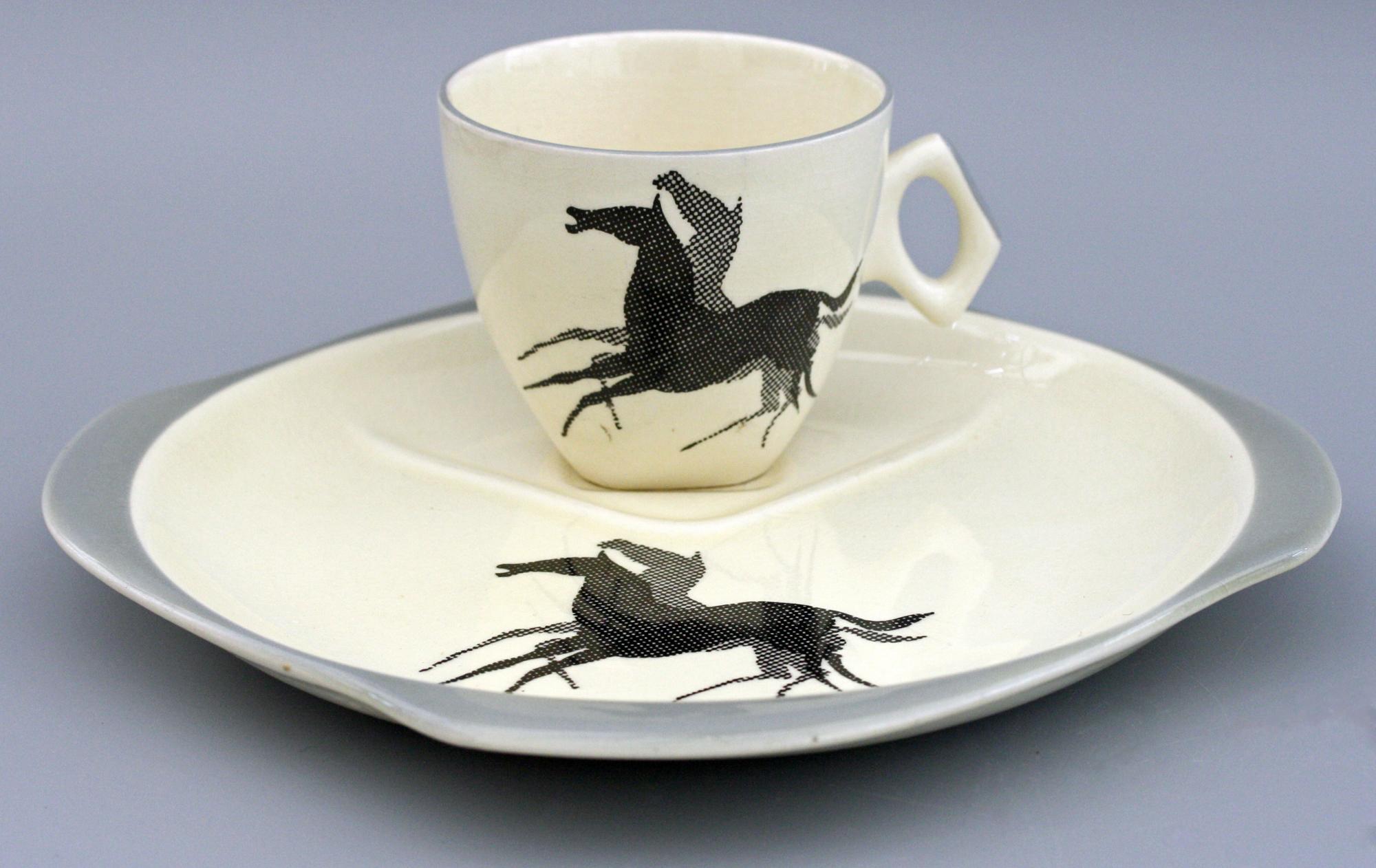 John Beswick Tennis-Set aus Keramik aus der Mitte des Jahrhunderts mit dem Design „Tänzelnde Pferde“ im Angebot 4