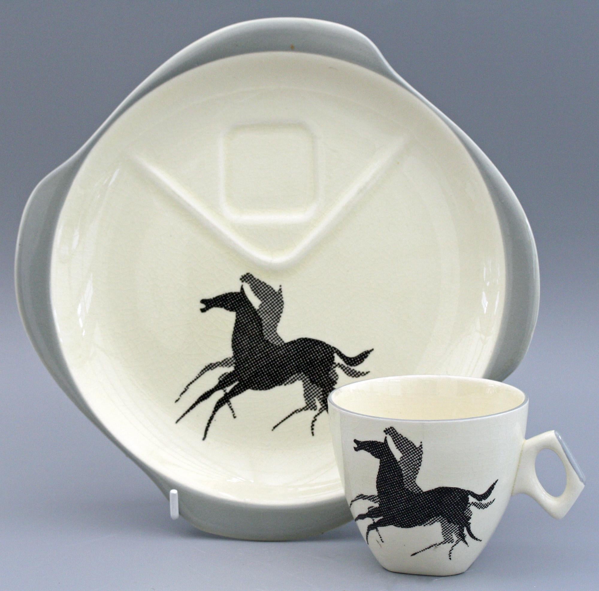 John Beswick Tennis-Set aus Keramik aus der Mitte des Jahrhunderts mit dem Design „Tänzelnde Pferde“ (Englisch) im Angebot