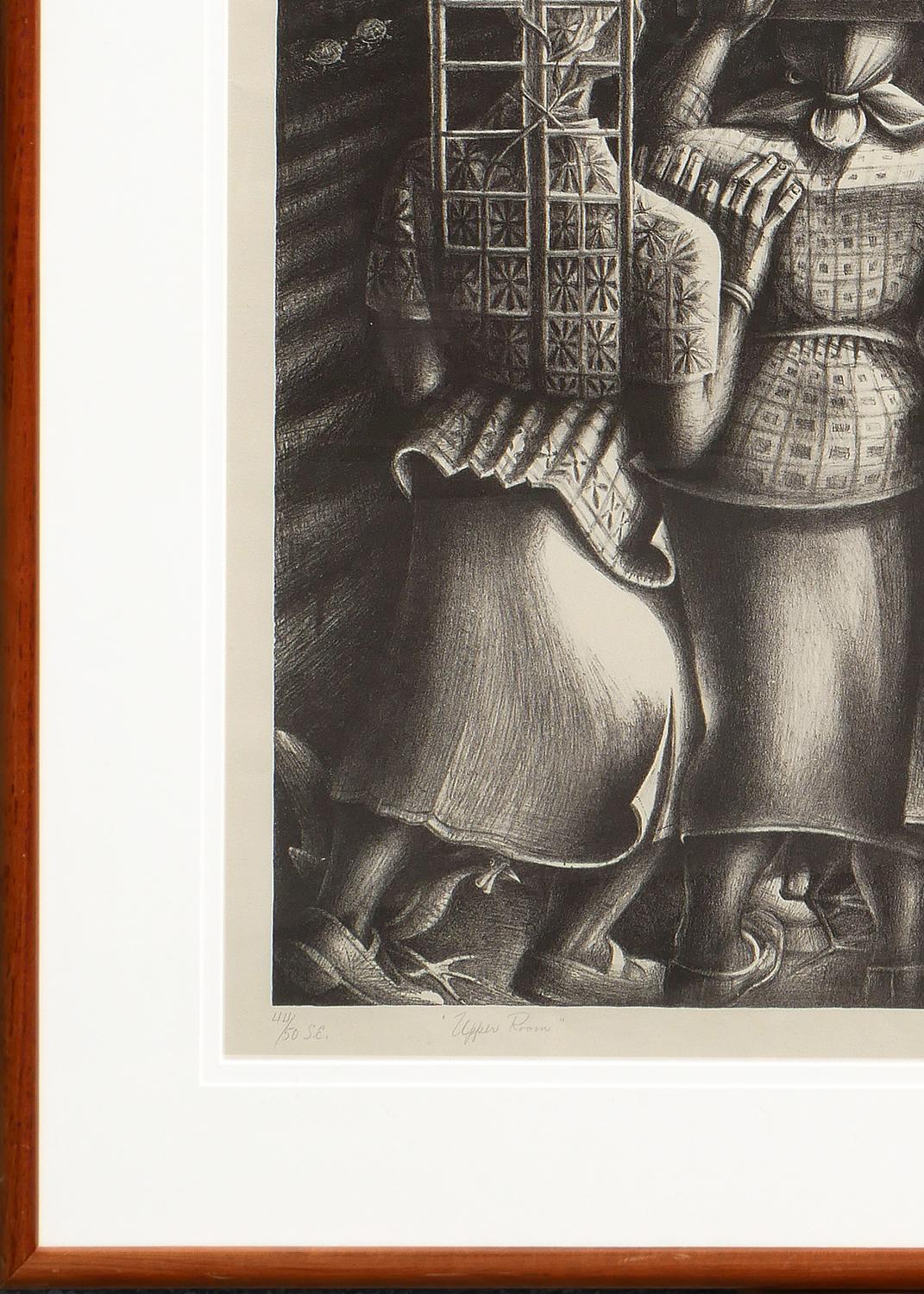 Litografía figurativa abstracta moderna del renombrado artista John Biggers. La obra muestra a un trío de mujeres que cargan una casa a sus espaldas sobre un paisaje rural. Firmado, titulado, fechado y editado en el margen inferior delantero.