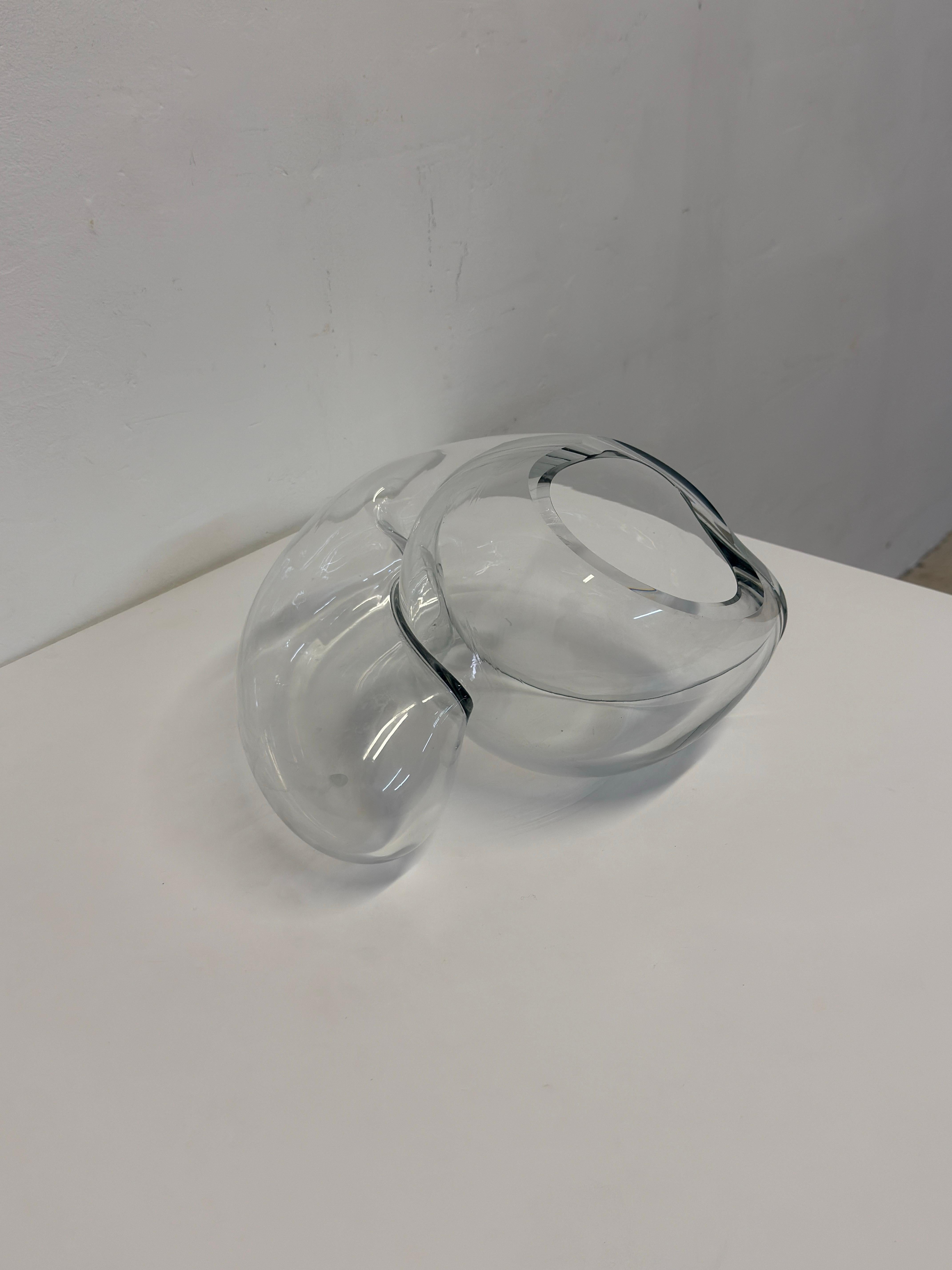 Scultura in vetro soffiato amorfo fatta a mano di John Bingham in vendita 5