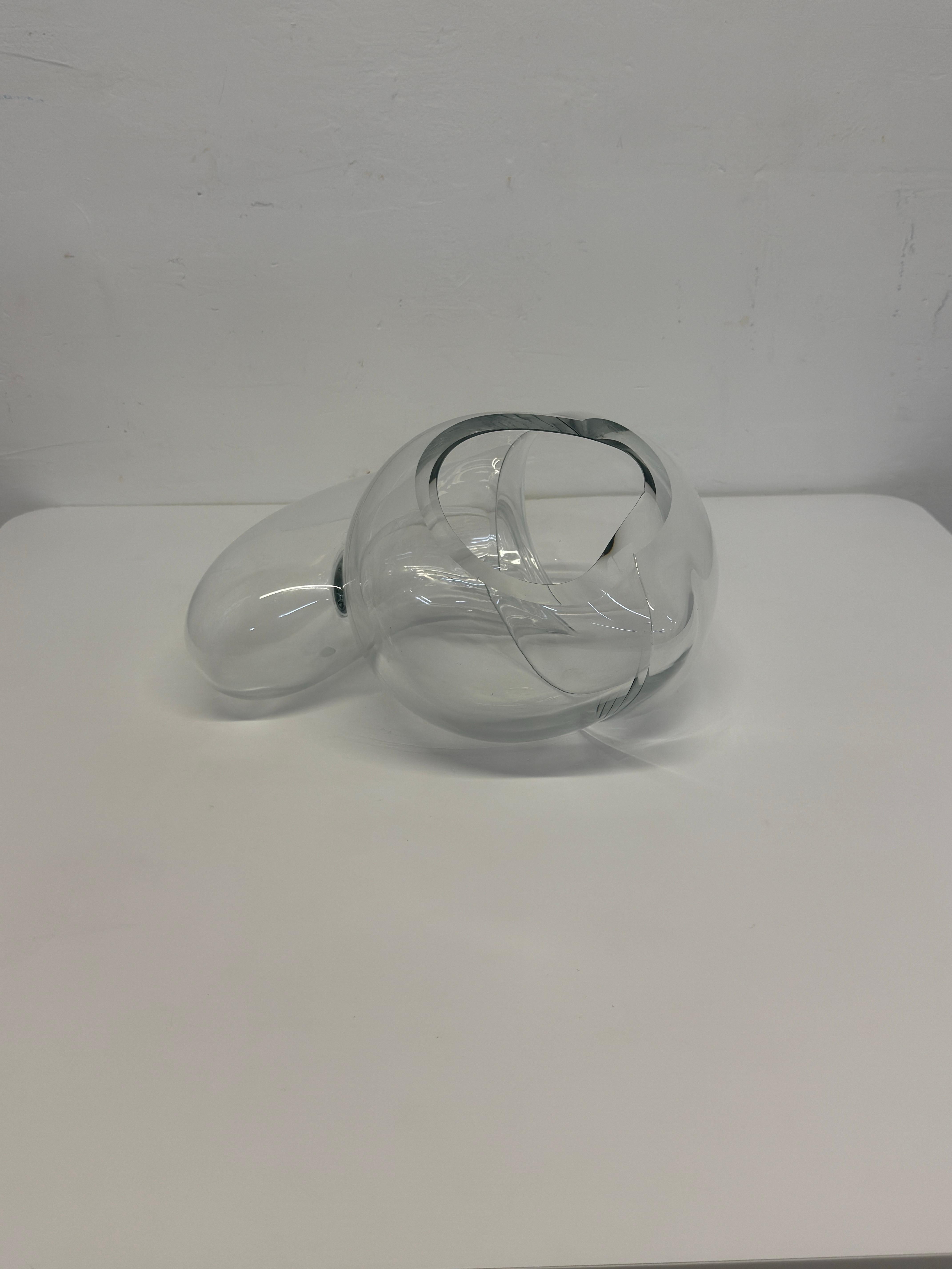 Scultura in vetro soffiato amorfo fatta a mano di John Bingham in vendita 7