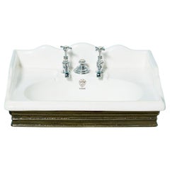 Metal Bathroom Fixtures