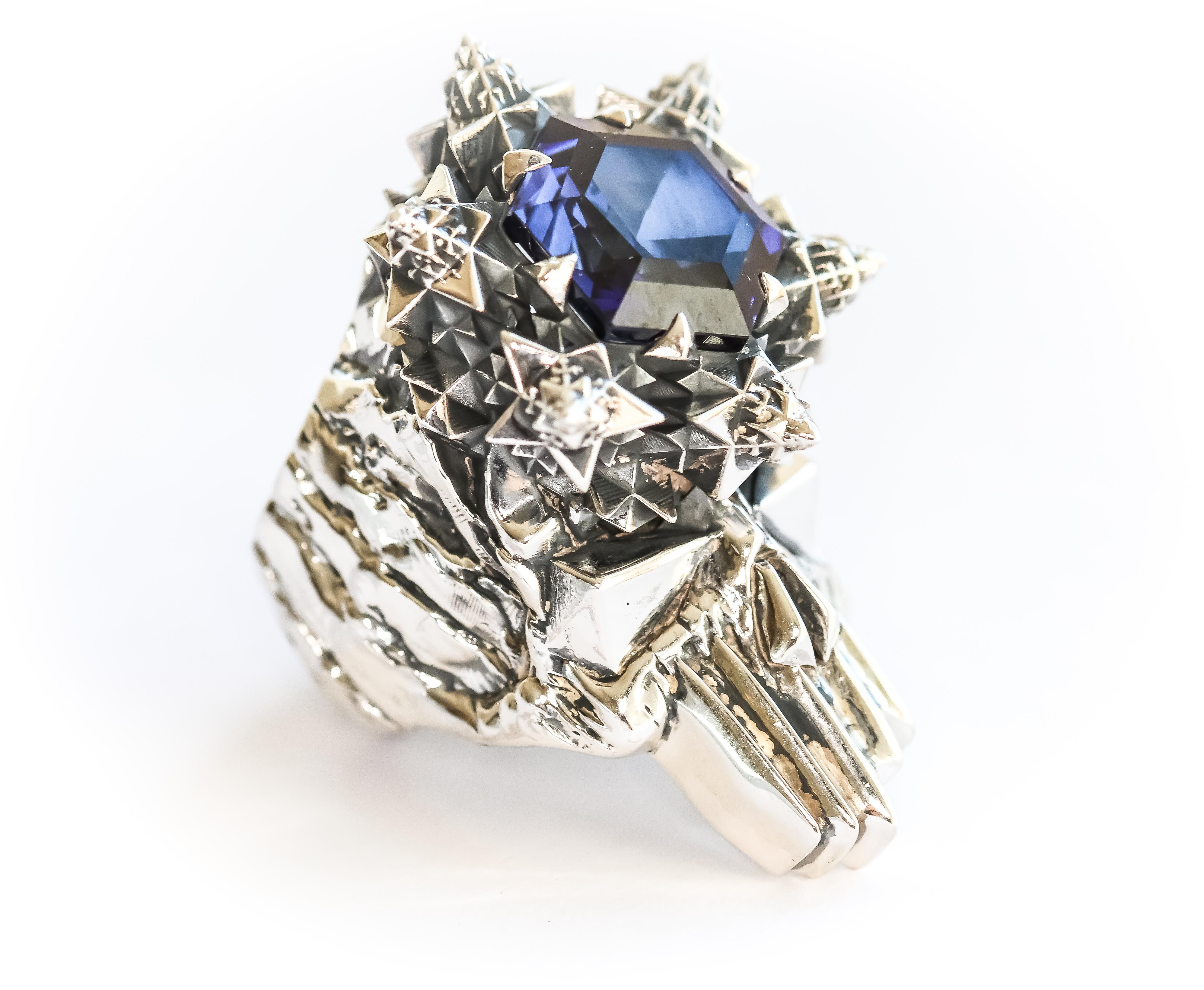 John Brevard THOSCENE Deep Blue Sapphire Silver Skull Ring In New Condition For Sale In Coral Gables, FL