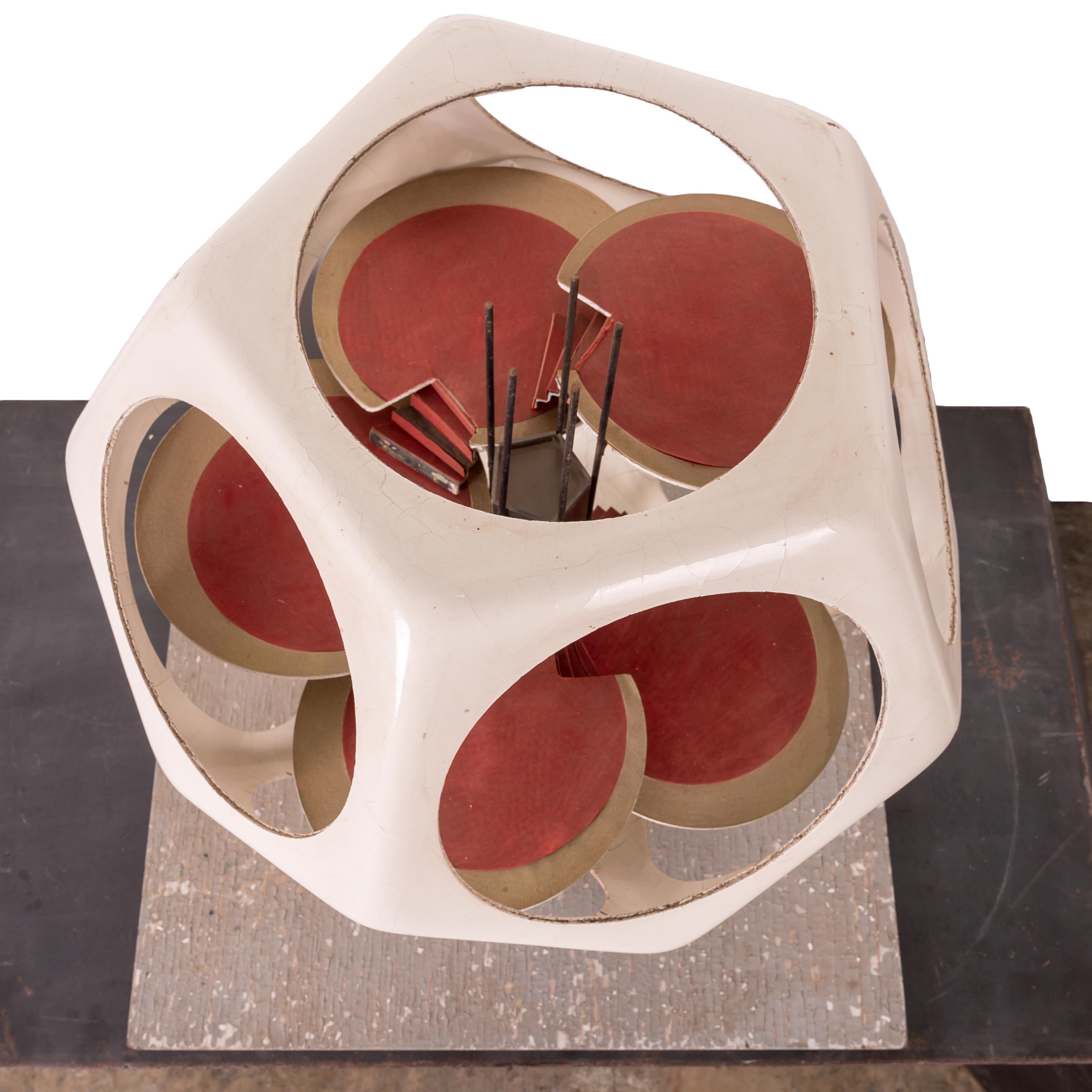Acier Modèle de la maison Dodecahedron de John Bucci en vente
