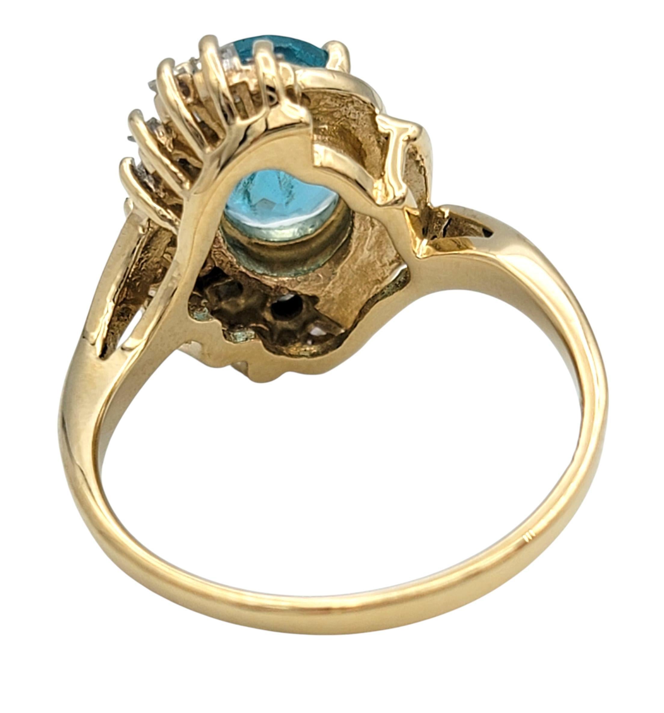 John C.C. Cinker Bague cocktail en or jaune 14 carats avec apatite et diamant de taille ovale Excellent état - En vente à Scottsdale, AZ