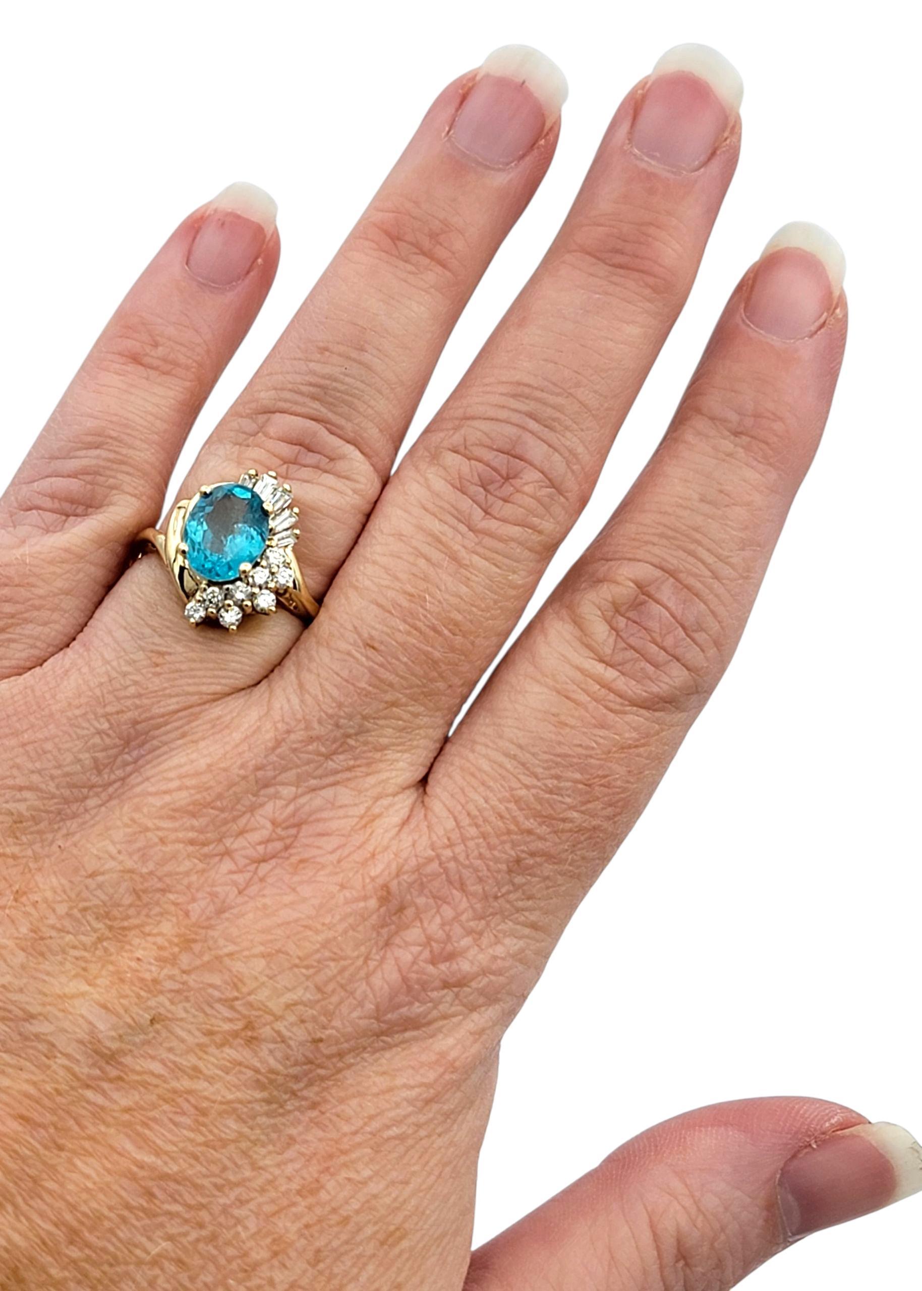 John C.C. Cinker Bague cocktail en or jaune 14 carats avec apatite et diamant de taille ovale en vente 1