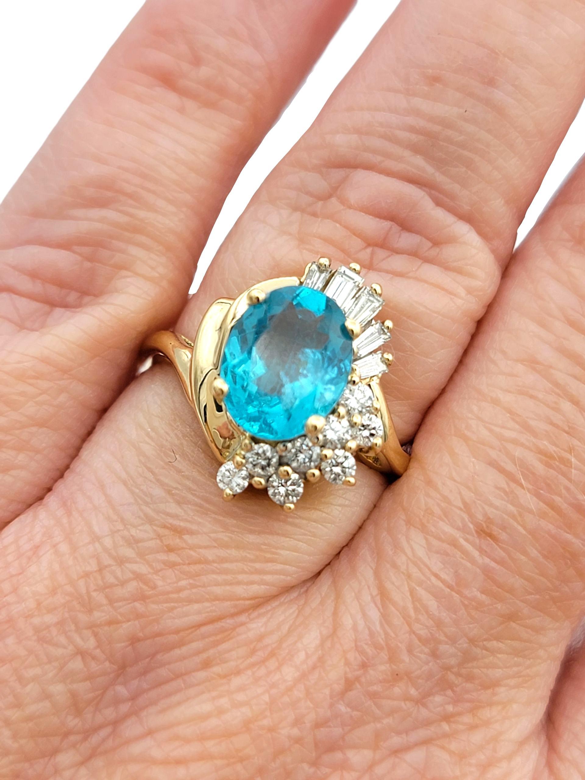 John C.C. Cinker Bague cocktail en or jaune 14 carats avec apatite et diamant de taille ovale en vente 2