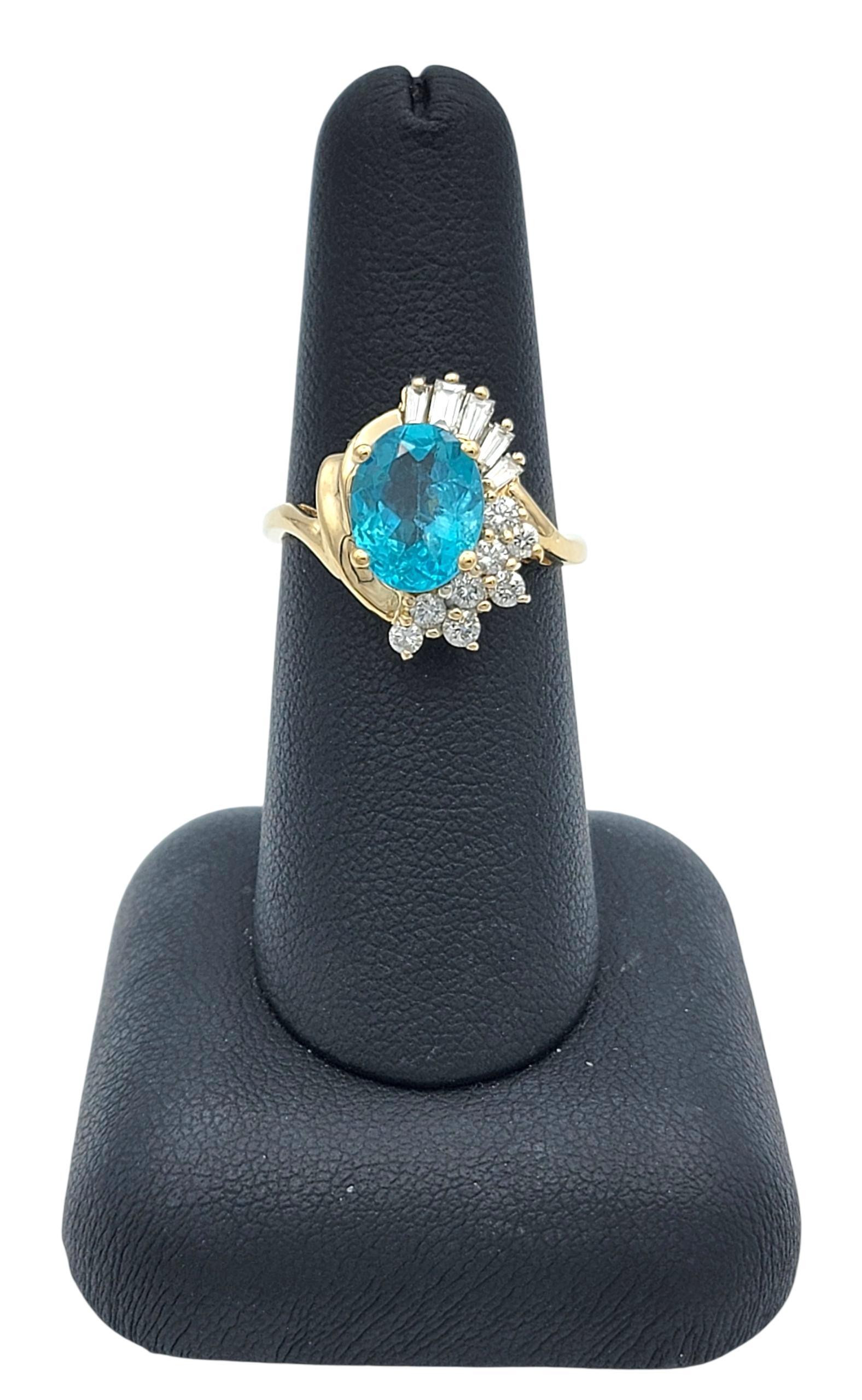 John C.C. Cinker Bague cocktail en or jaune 14 carats avec apatite et diamant de taille ovale en vente 3