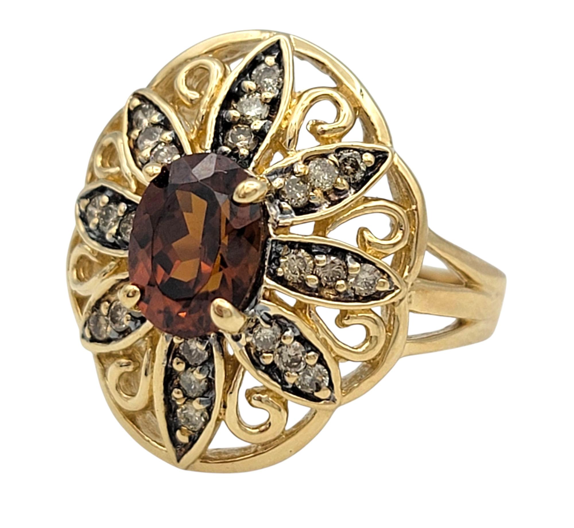 John C. Rinker Red Zircon and Brown Diamond Flower Cocktail Ring 14 Karat Gold (Zeitgenössisch) im Angebot