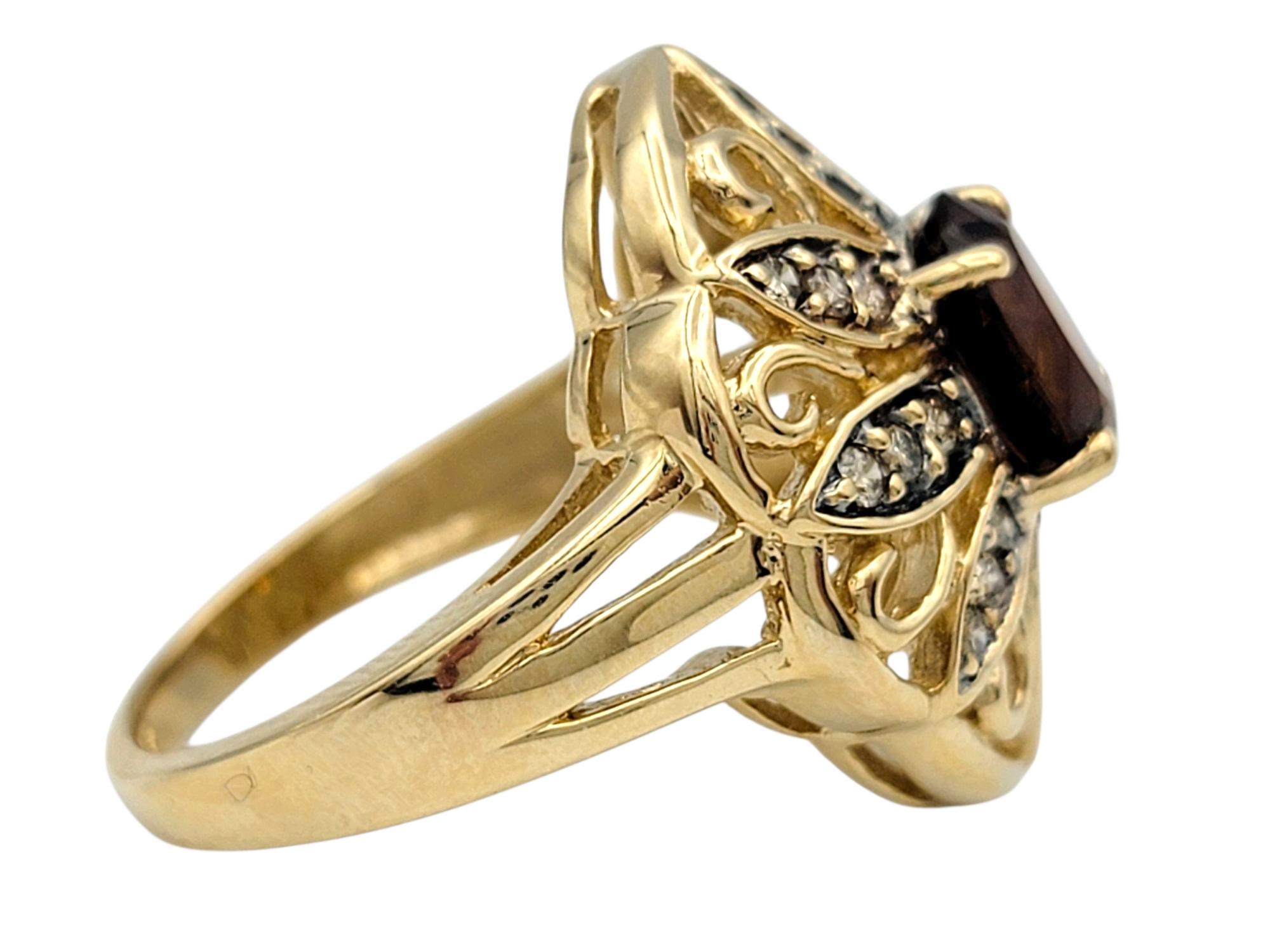 John C. Rinker Red Zircon and Brown Diamond Flower Cocktail Ring 14 Karat Gold im Zustand „Gut“ im Angebot in Scottsdale, AZ