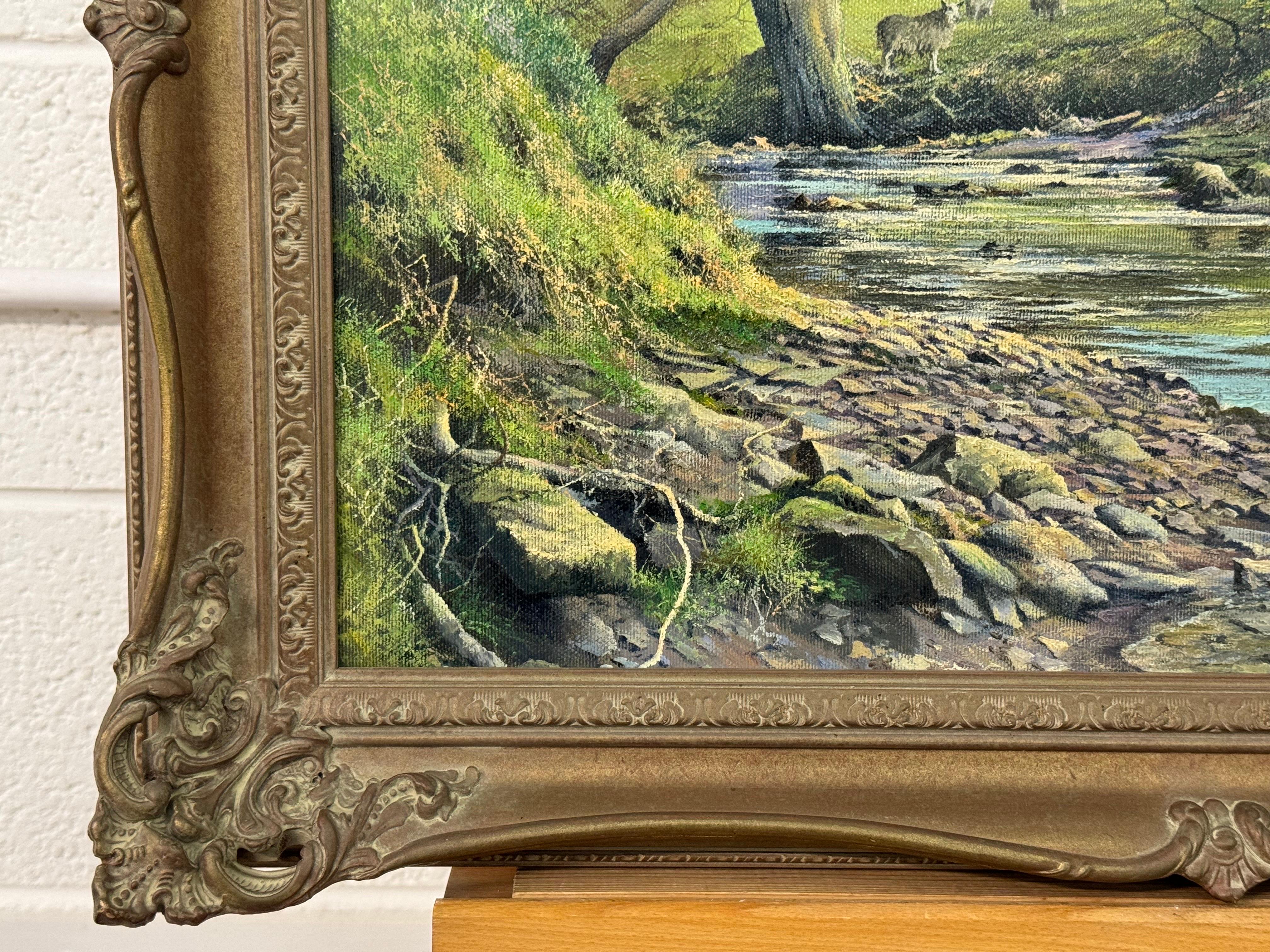 Pintura al óleo de una carrera de truchas en un río arbolado de la campiña inglesa en venta 1