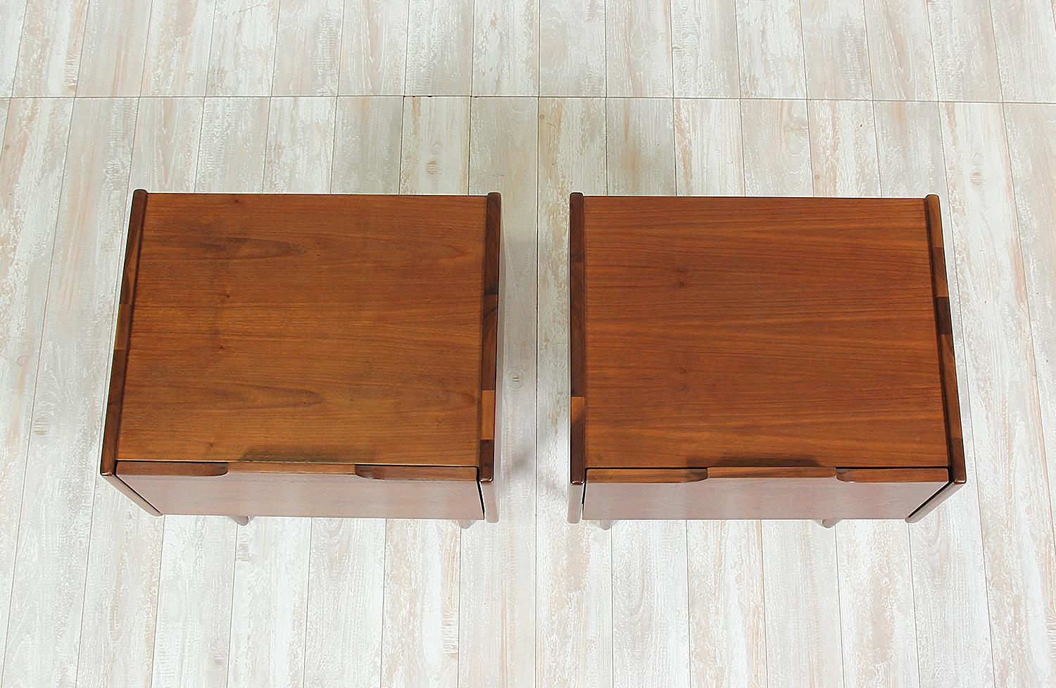 John Caldwell Nightstands for Brown & Saltman 8