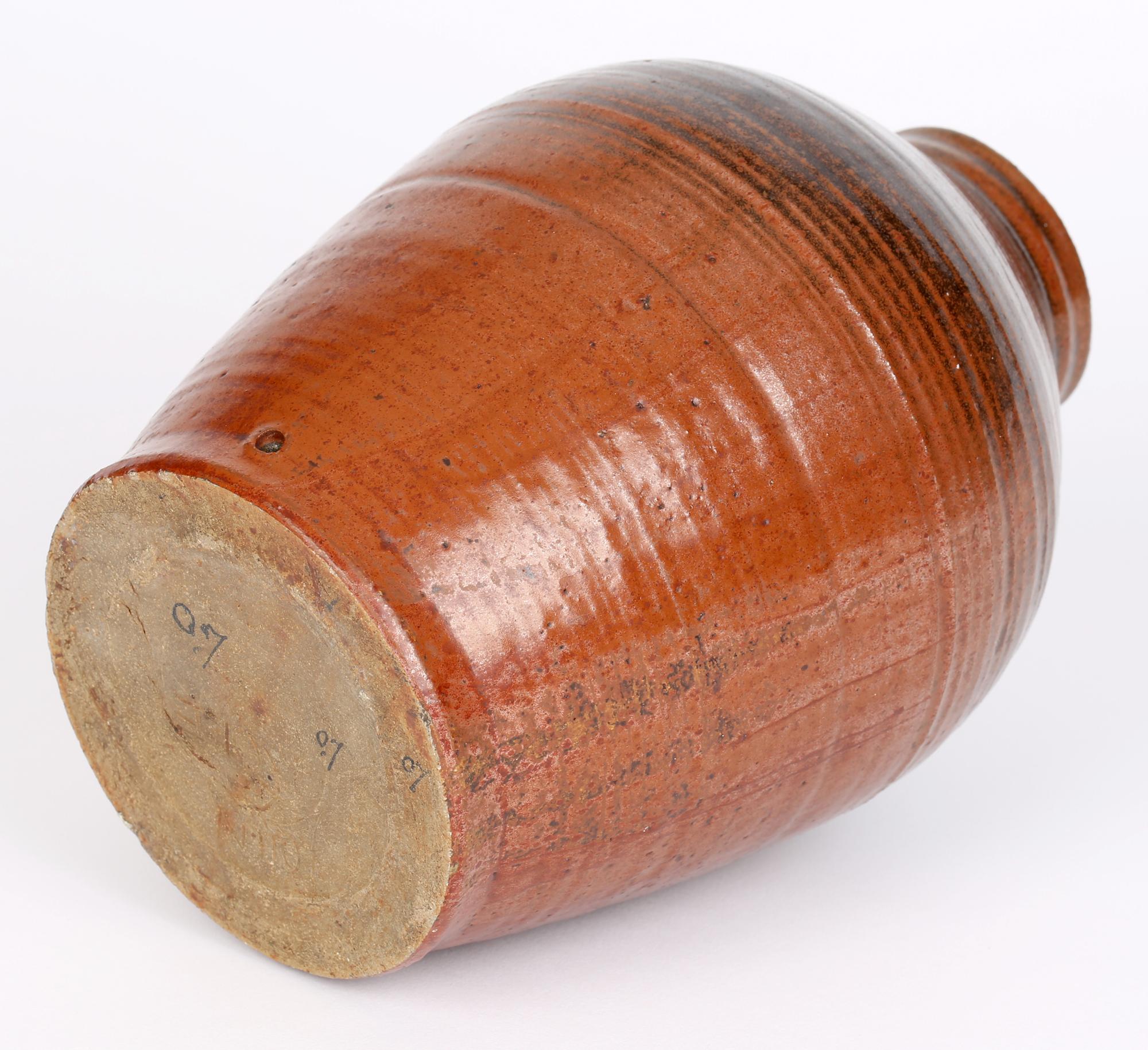 John Cole Pottery Vaso in Studio Pottery con smalto marrone in vendita 2