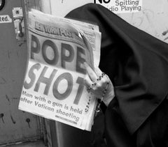 Suora, metropolitana, fotografia in bianco e nero in edizione limitata, NYC, anni '70, '80