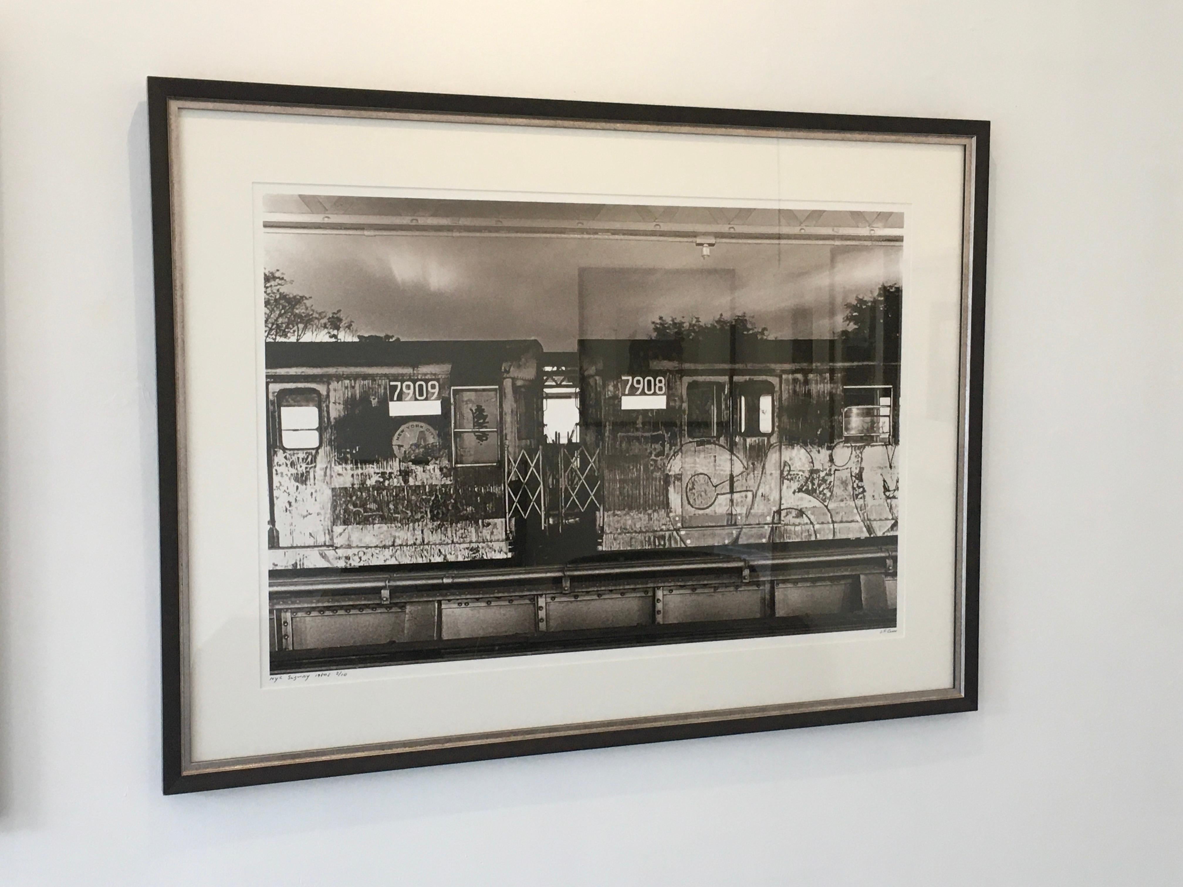 Subway 20 by John Conn was originally photographed in New York City between 1975 and 1982.  Each black and white photograph is signed. Auflage von 20 Stück.  It is 13x19, unframed.  

In this series, Conn captured the graffiti and one of the most