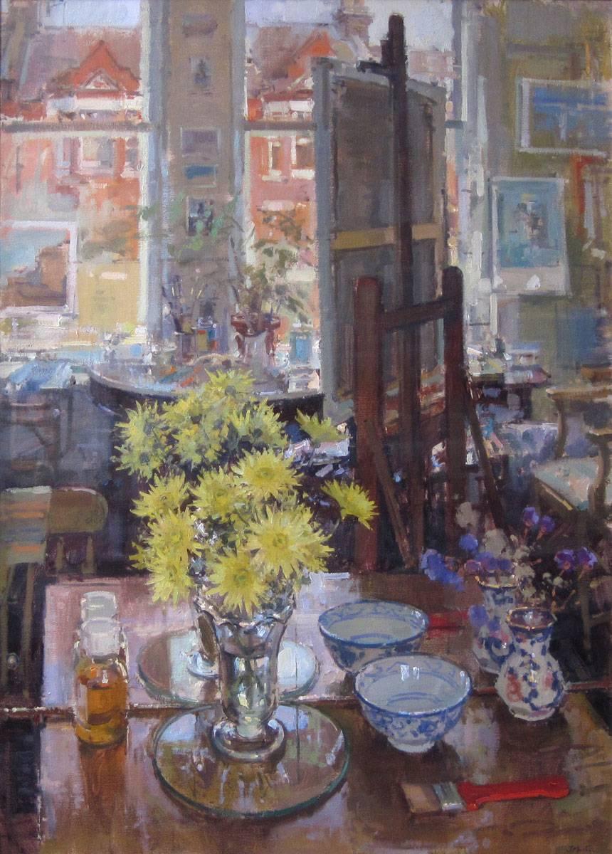 Interior Painting John D Martin RBA - Studio A avec des Fleurs - peinture à l'huile originale moderne impasto impressionniste