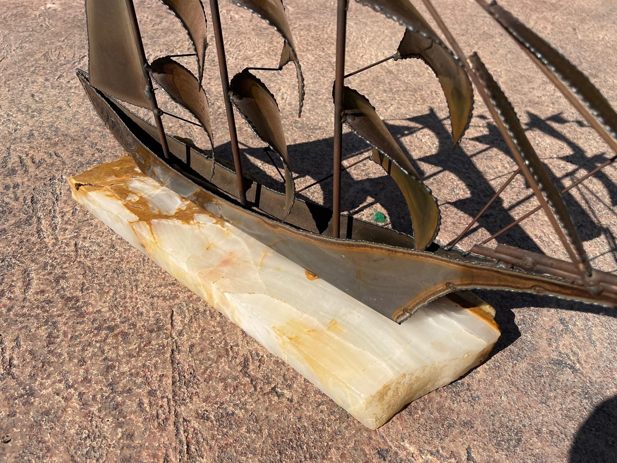 Américain Sculpture de bateau clipper en métal découpé au chalumeau brutaliste du milieu du siècle dernier de John Demott en vente