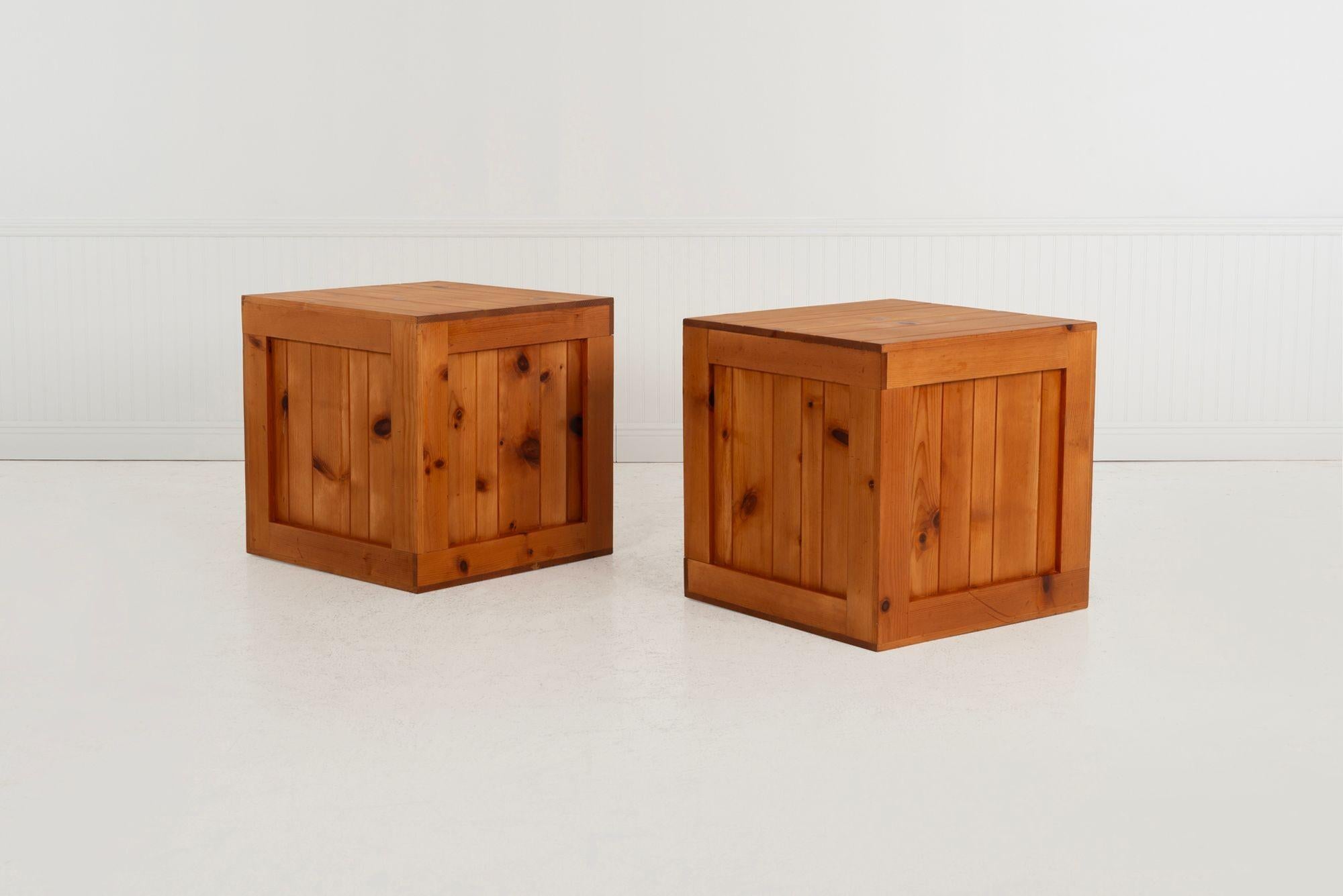Moderne Tables en caisse de John Dickinson provenant de la Firehouse, San Francisco, 1970 en vente