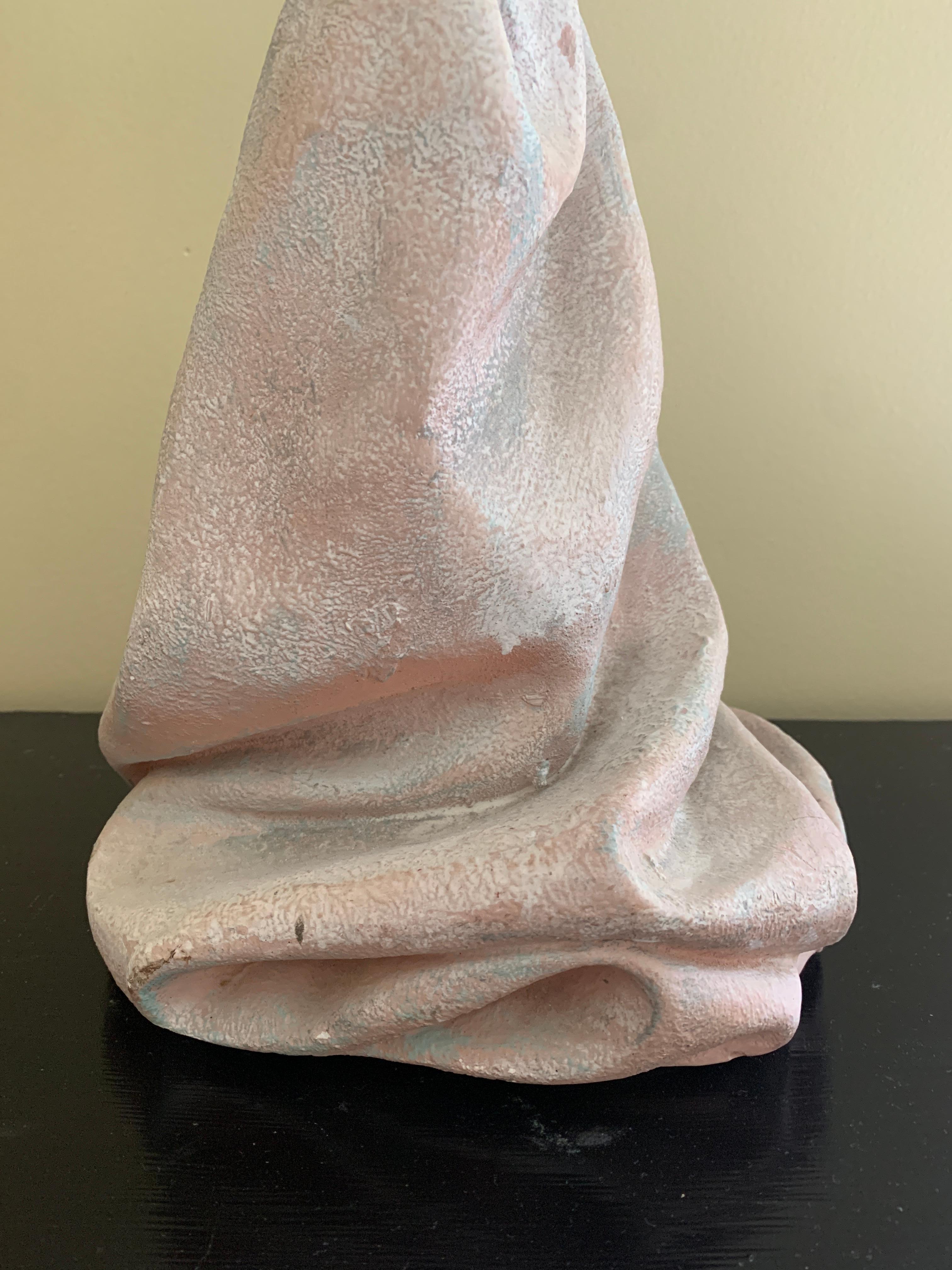 John Dickinson Style Trompe l'Oeil Knotted Draped Plaster Table Lamp For Sale 2