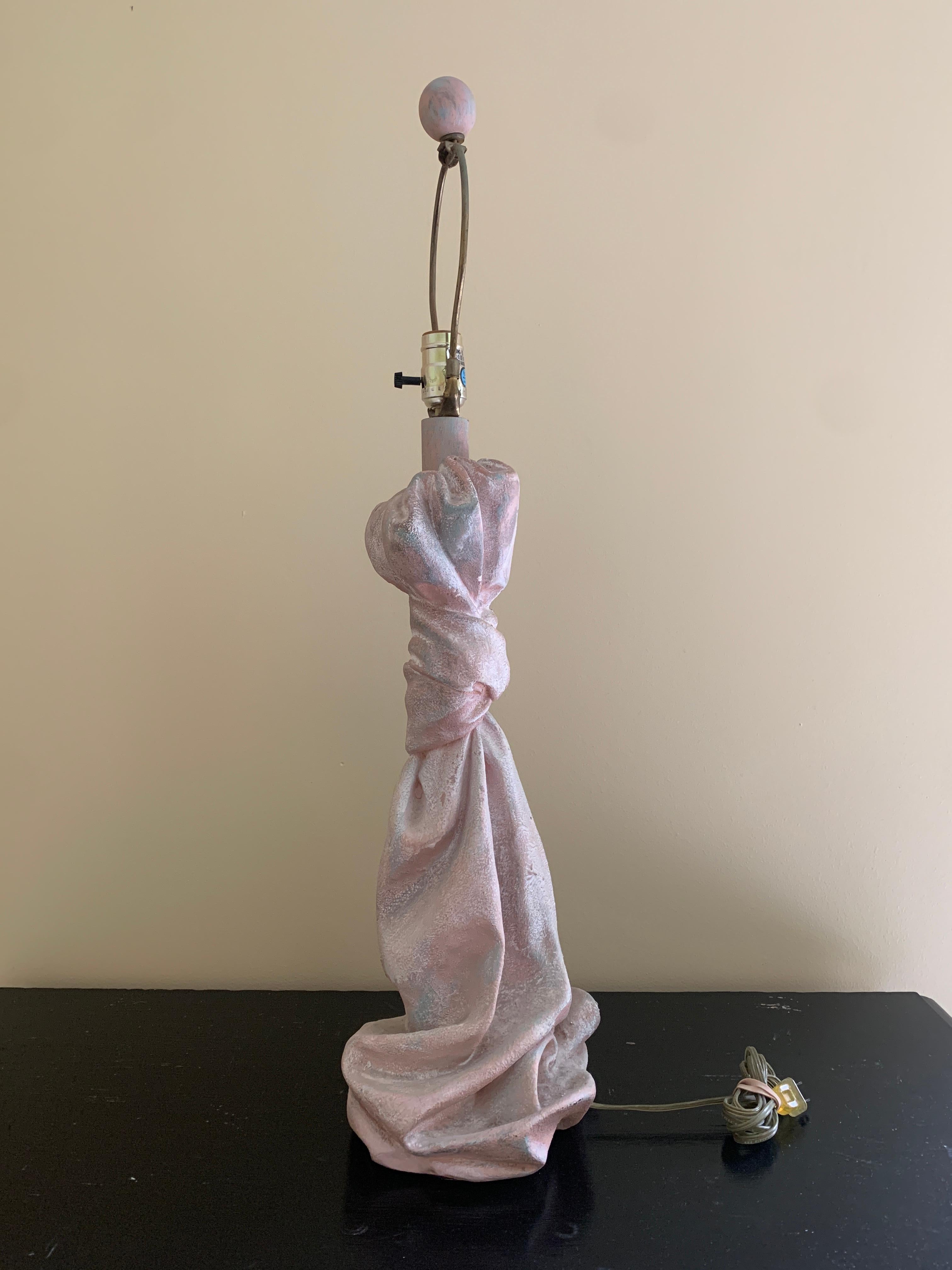 John Dickinson Style Trompe l'Oeil Knotted Draped Plaster Table Lamp For Sale 3