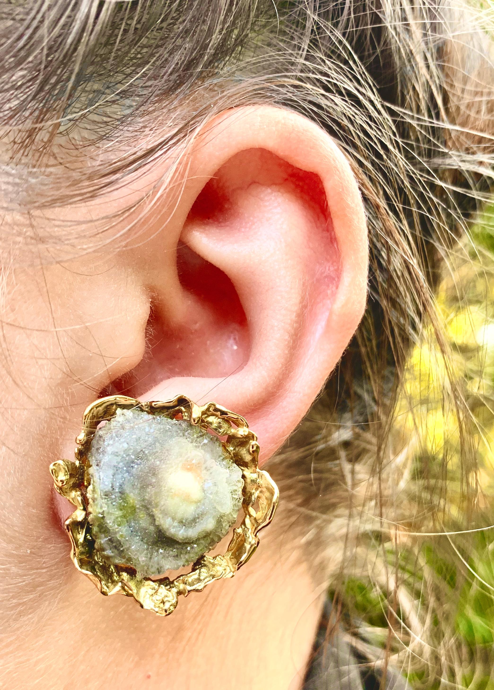 Artist Vintage John Donald 18K Textured Gold Organic Form Eye Agate Earrings, 1968 For Sale