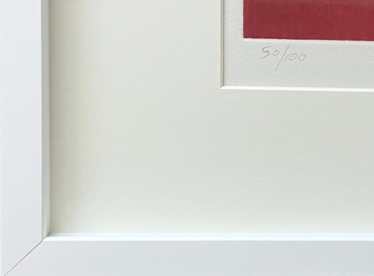 Composition minimale en rouge avec des marques abstraites colorées à la main évoquant la musique et la danse. Un des 4 tirages du Philadelphia Portfolio préparé par le Print Center en partenariat avec la ville de Philadelphie, 1981. #50/100. Signé,