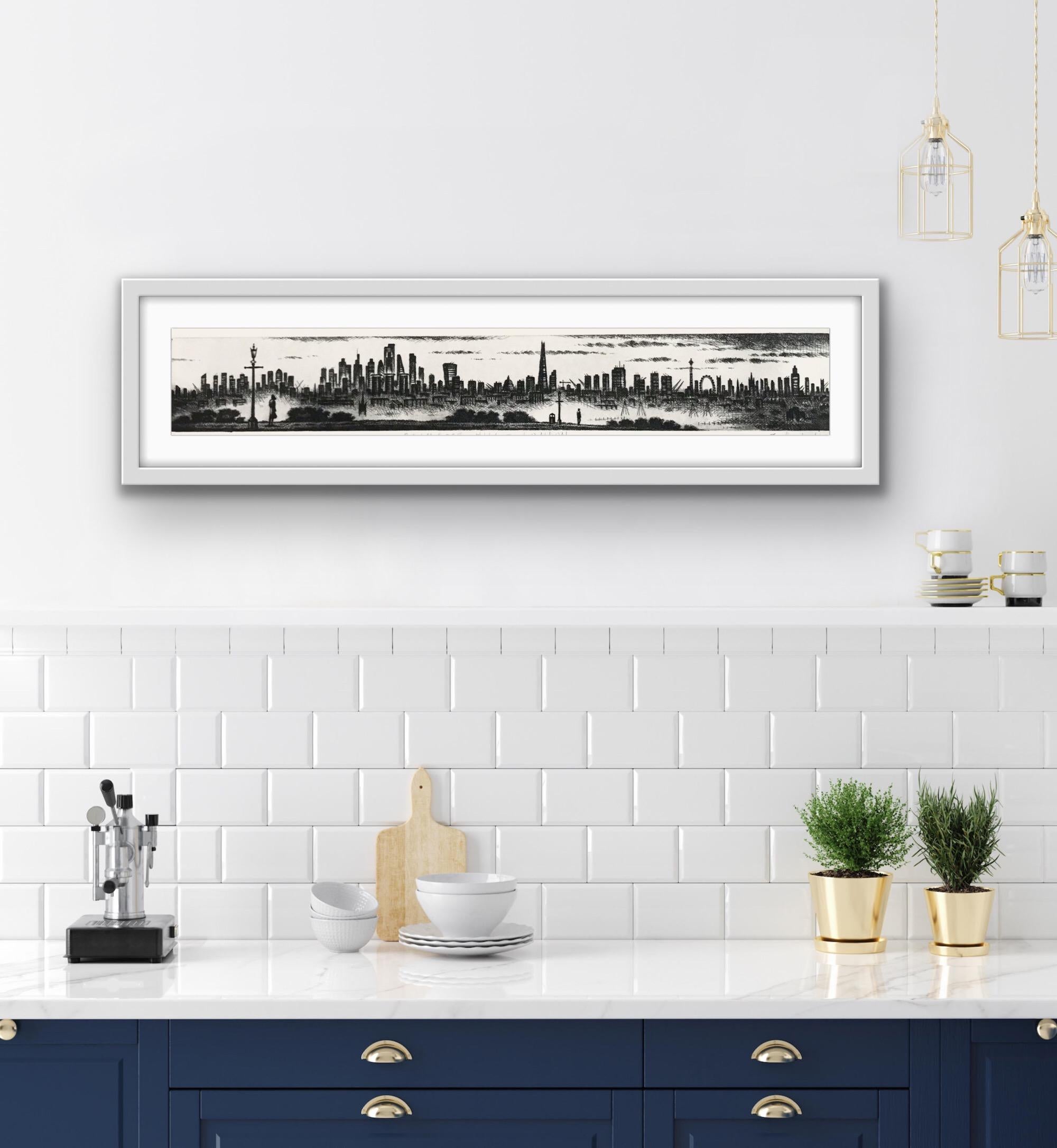 Primrose Hill - Londres de John Duffin es una impresión de edición limitada. La escena representa una impresionante vista panorámica de los mayores monumentos de Londres.
John Duffin es un pintor y grabador cuya obra se basa en los entornos modernos
