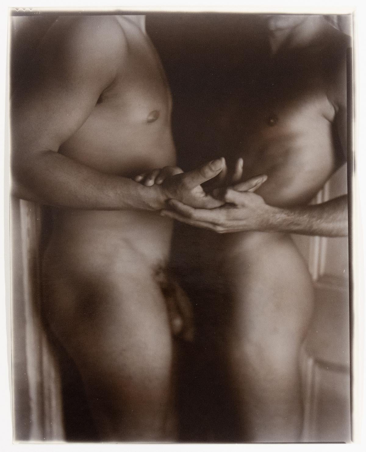 Carlos et Darrell - Contemporain Photograph par John Dugdale