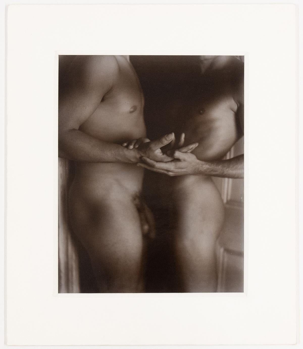 John Dugdale, Carlos et Darrell

1993

Signé, titré et daté au crayon, au verso

Tirage unique à la gélatine argentique

10 x 8 pouces 