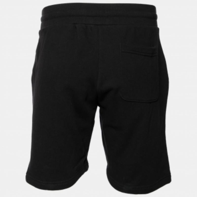 Whether you want to just lounge around or go out to run errands, these John Elliott shorts will be a stylish pick and will make you feel comfortable all day. It has been made using high-grade materials and the creation will go well with sneakers and