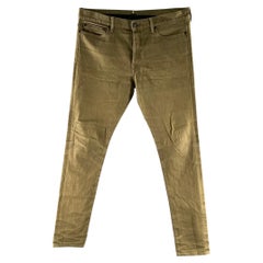 JOHN ELLIOTT Jeans in Größe 36, Farbe „Green Olive“, einfarbig, aus Baumwollmischung, mit Knopfleiste