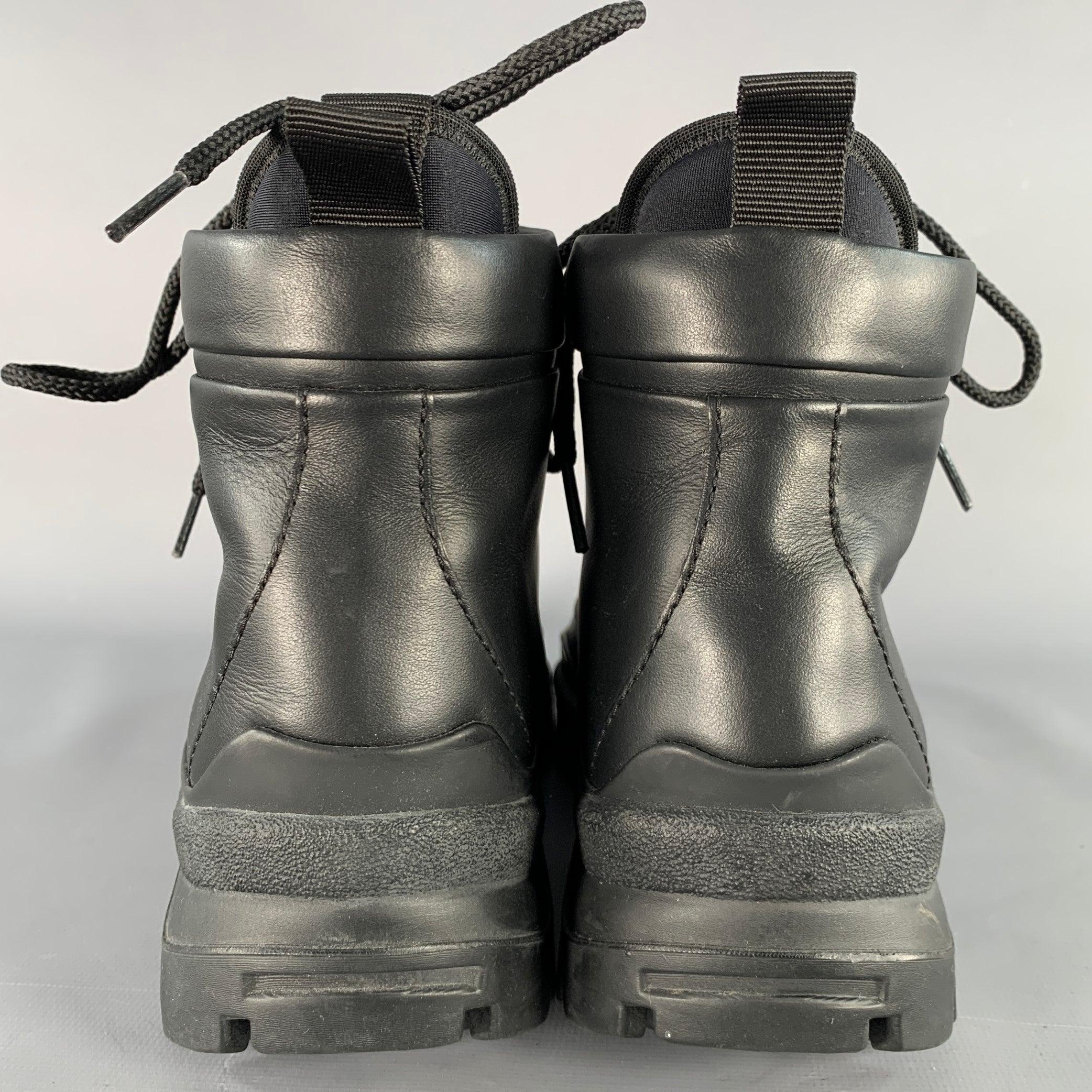 JOHN ELLIOTT Botines de piel sintética negra con cordones y suela de tacón talla 7 en Bueno estado para la venta en San Francisco, CA