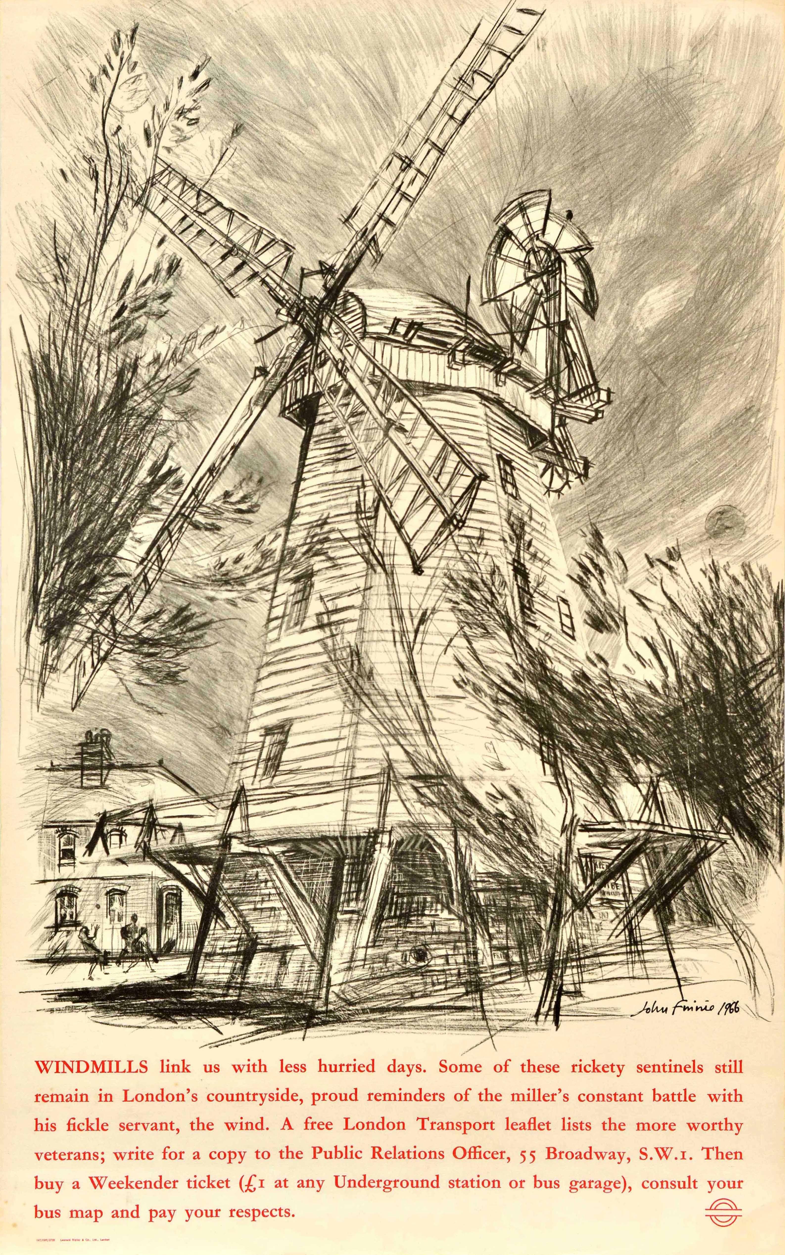 Affiche originale vintage des transports londoniens comportant un superbe dessin en noir et blanc de John Finnie (né en 1935) représentant des personnes marchant à côté d'un moulin à vent avec des arbres au premier plan, le texte et la cocarde du