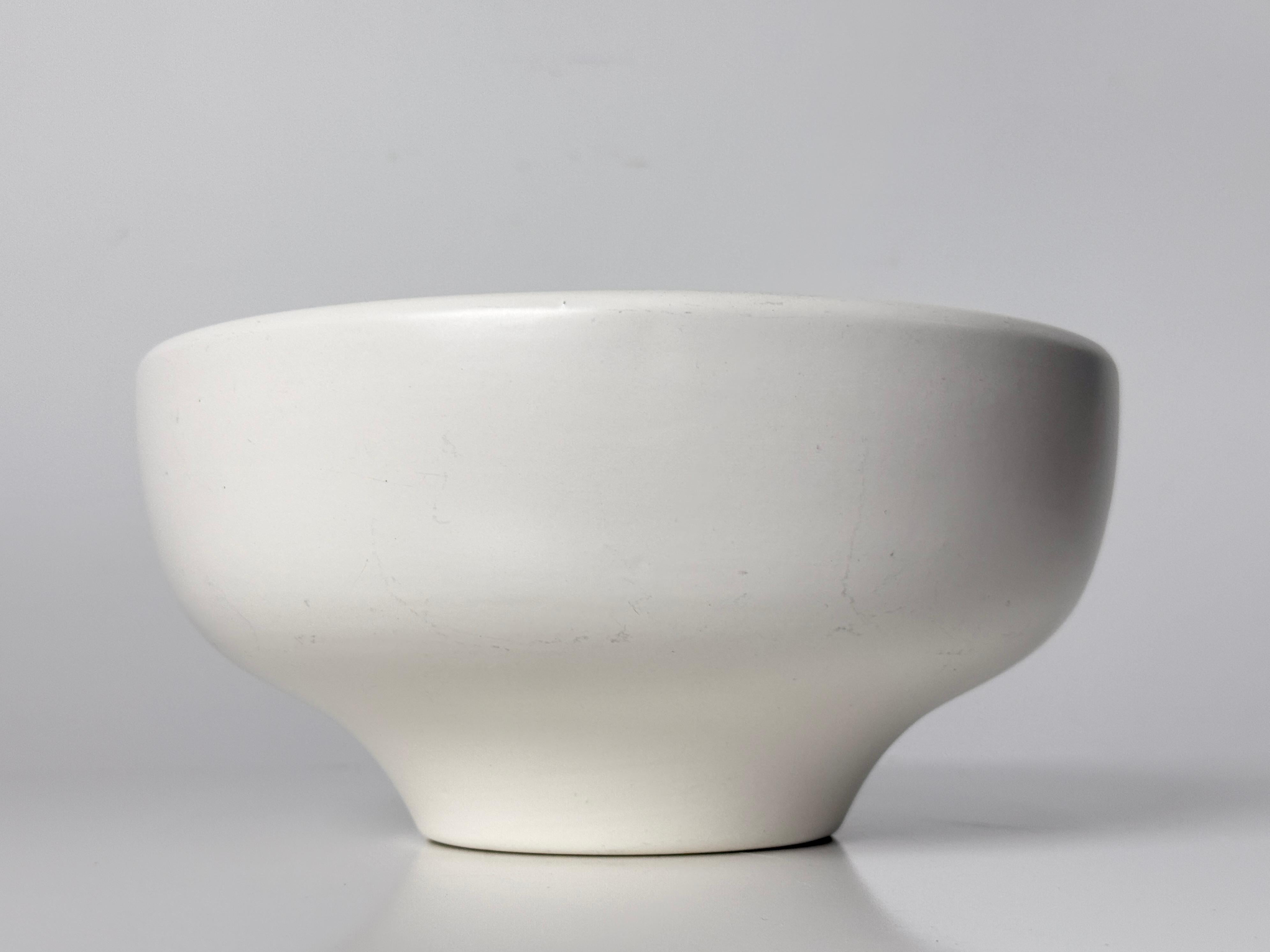 Glazed John Follis Architectural Pottery Miniature White Footed Bowl Planter USA 1950s
