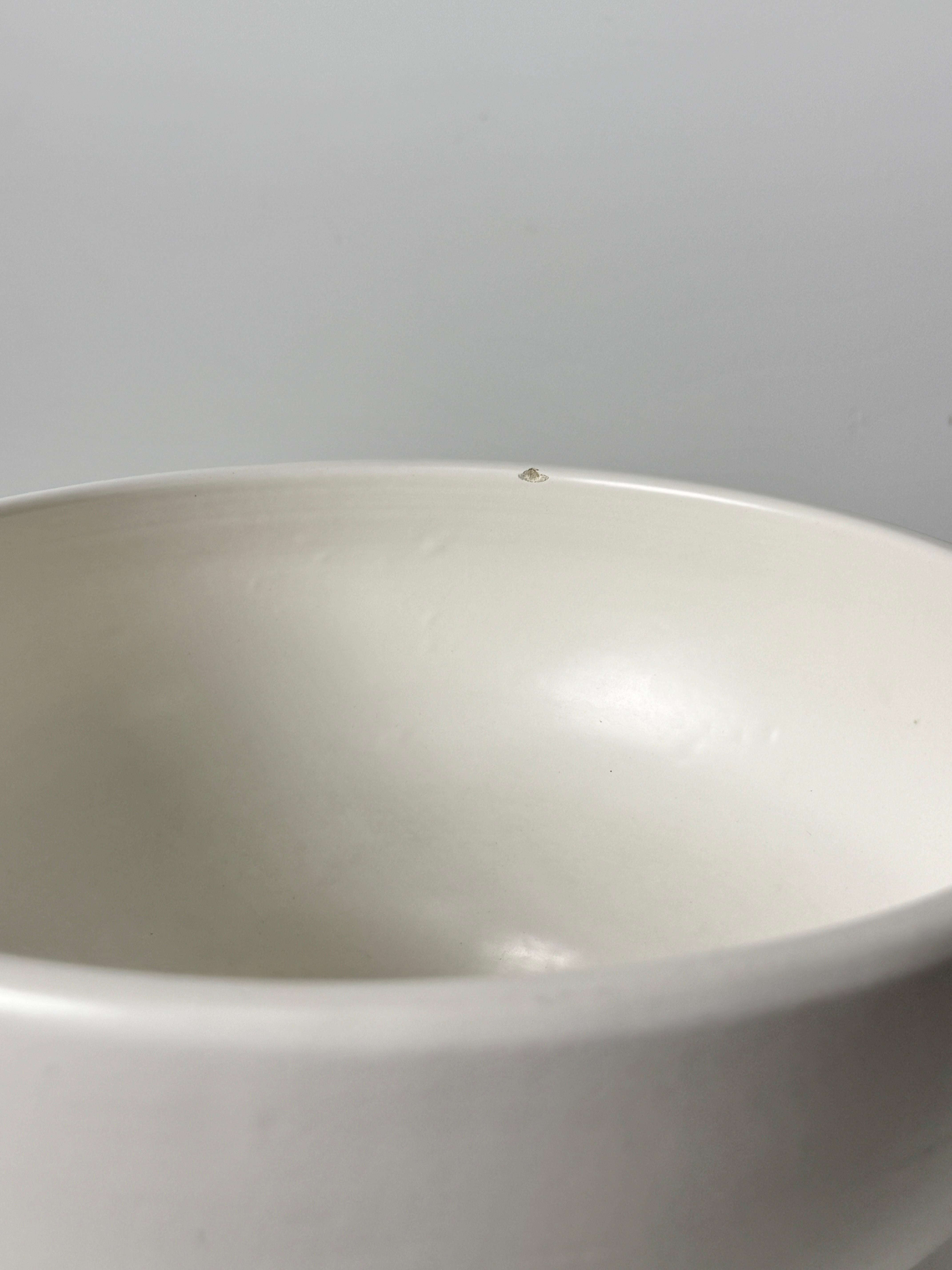 Mid-20th Century John Follis Architectural Pottery Miniature White Footed Bowl Planter USA 1950s