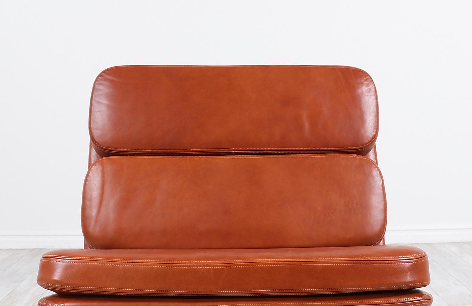 Late 20th Century John Follis “Solo” Cognac Leather Lounge Chairs for Fortress