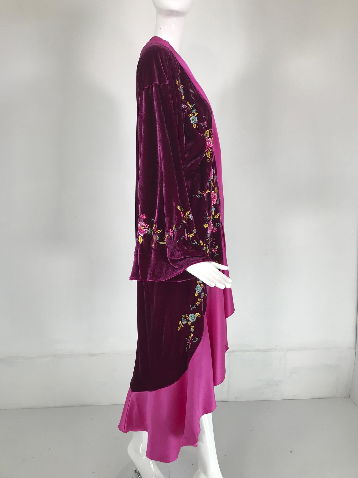 Women's John Galliano 1920s Inspired Embroidered Velvet & Silk Evening Coat Early 2000s