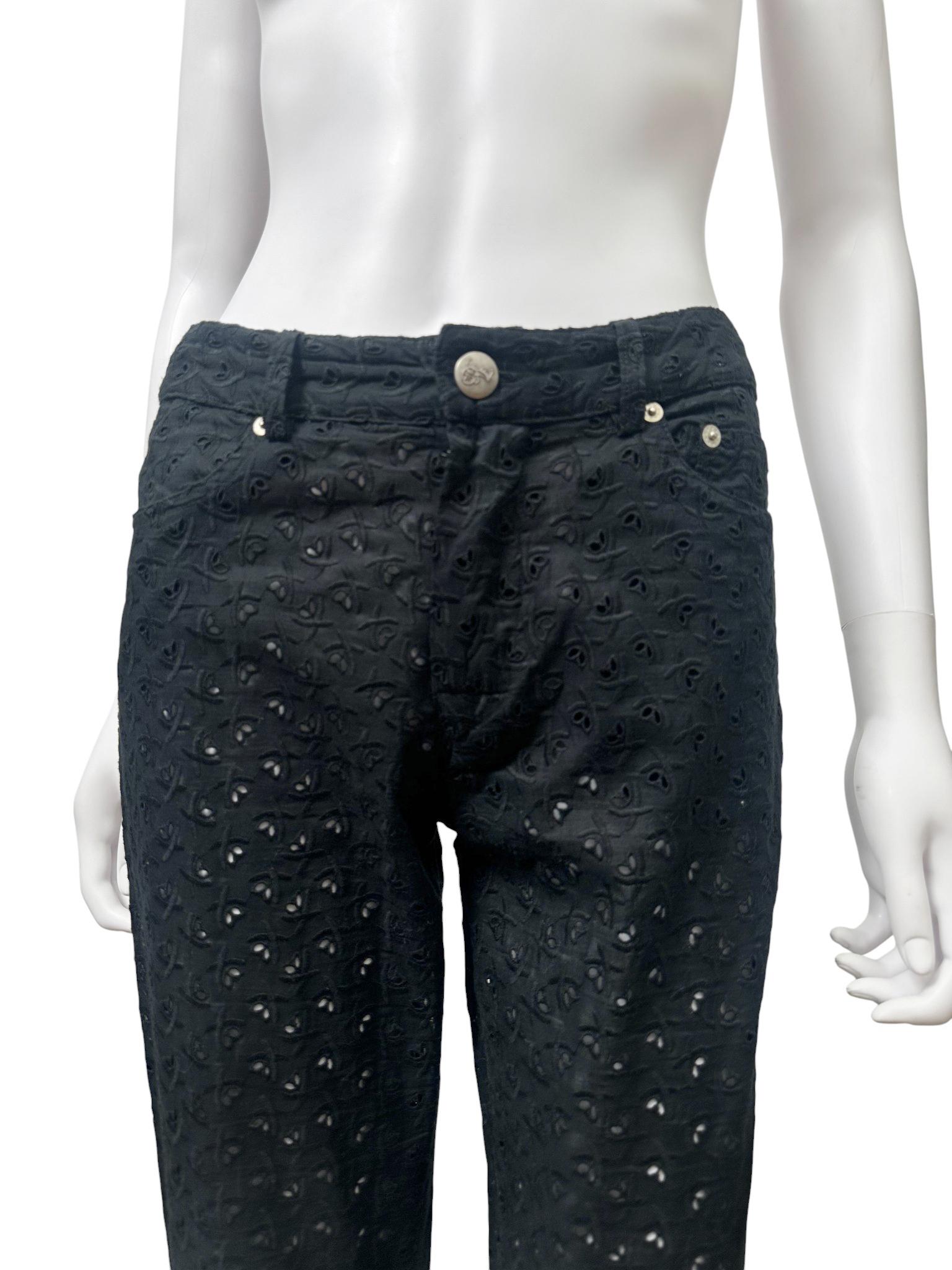 John Galliano 1990's Schwarz Floral Öse Bootcut Hose im Angebot 1